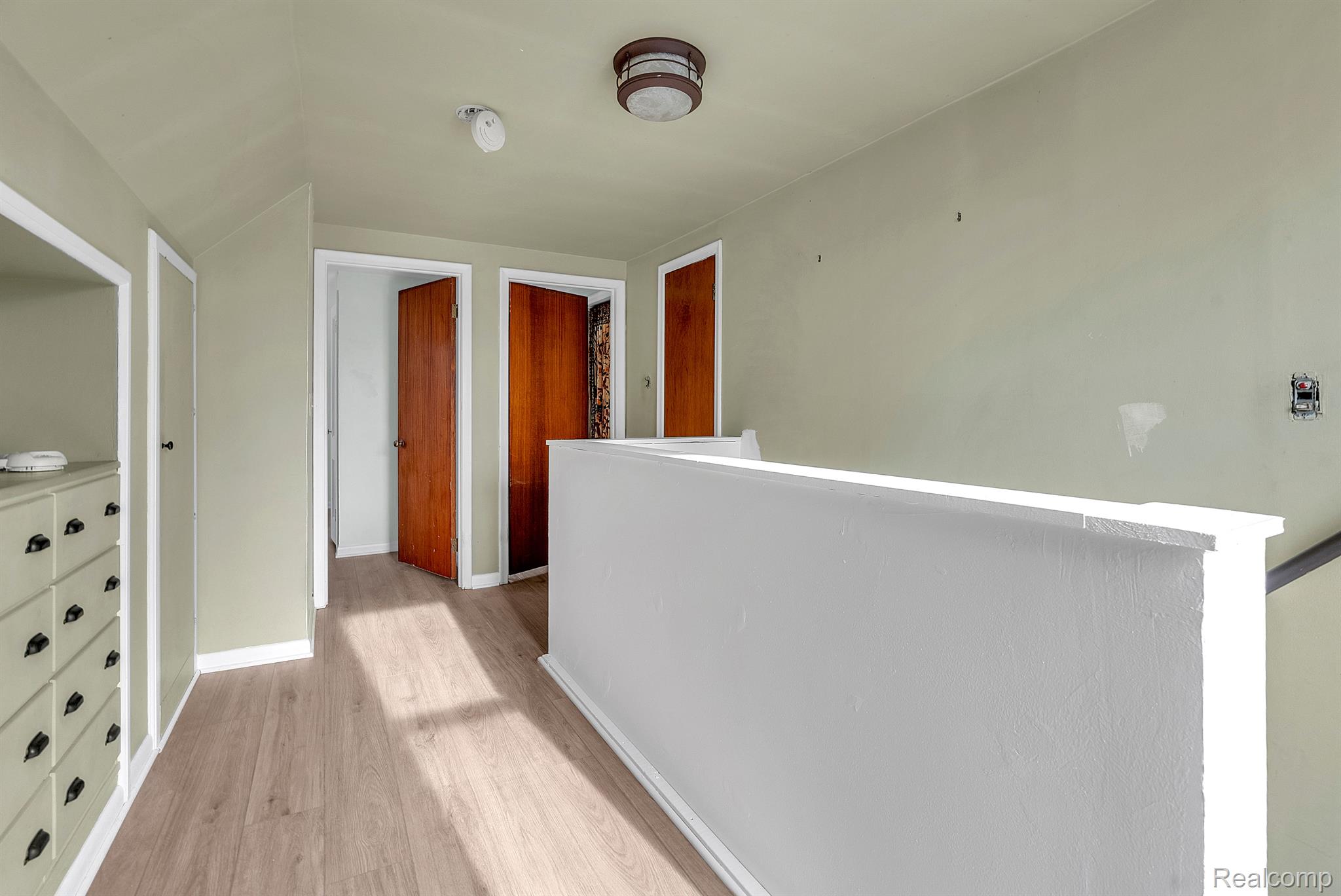 534 E Cambourne St Property Photo 18