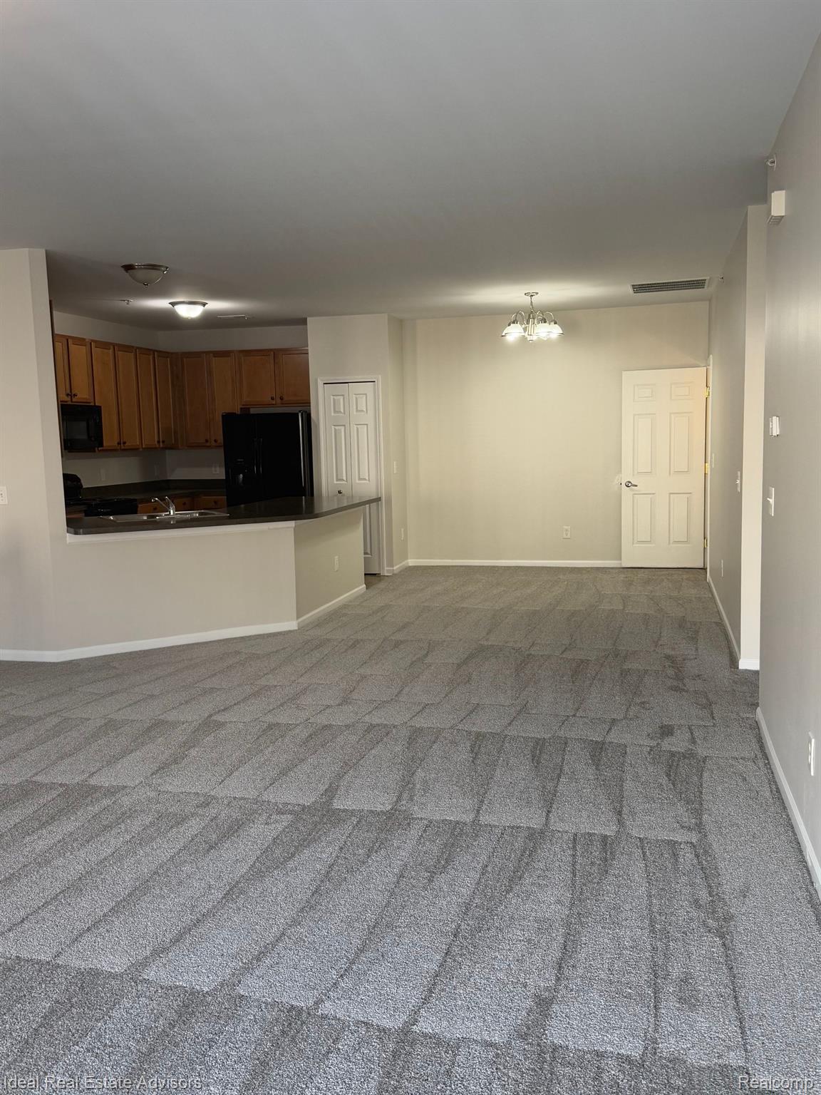 10274 Crossview Trl Property Photo 4