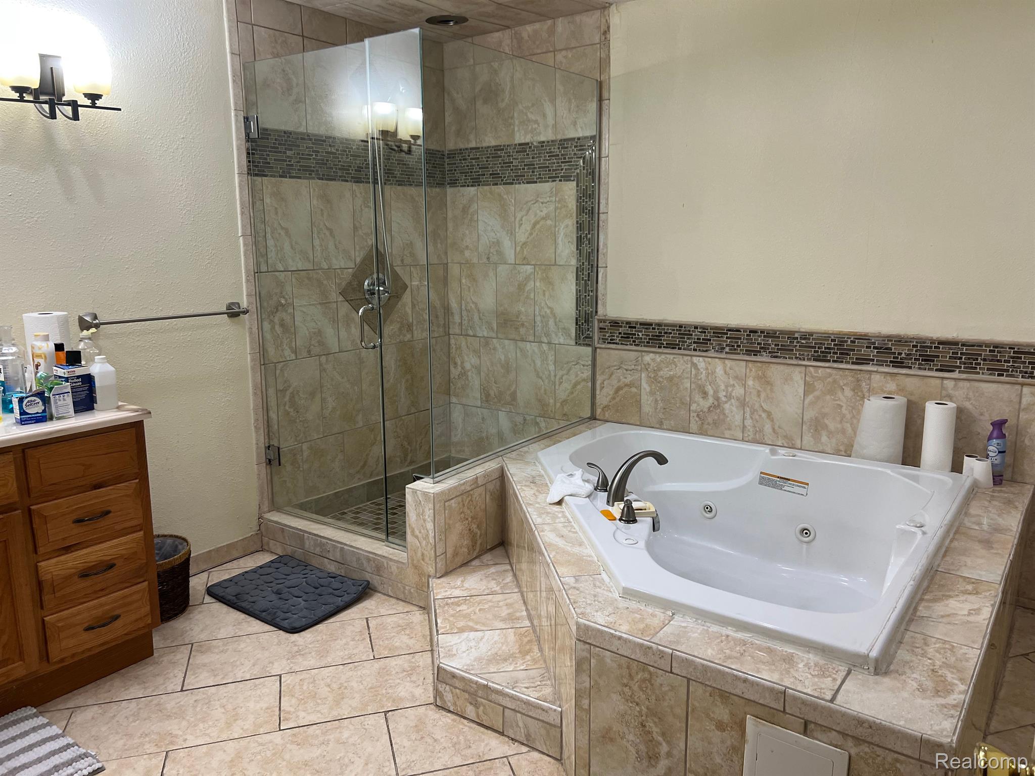 15144 Plymouth Rd Property Photo 16