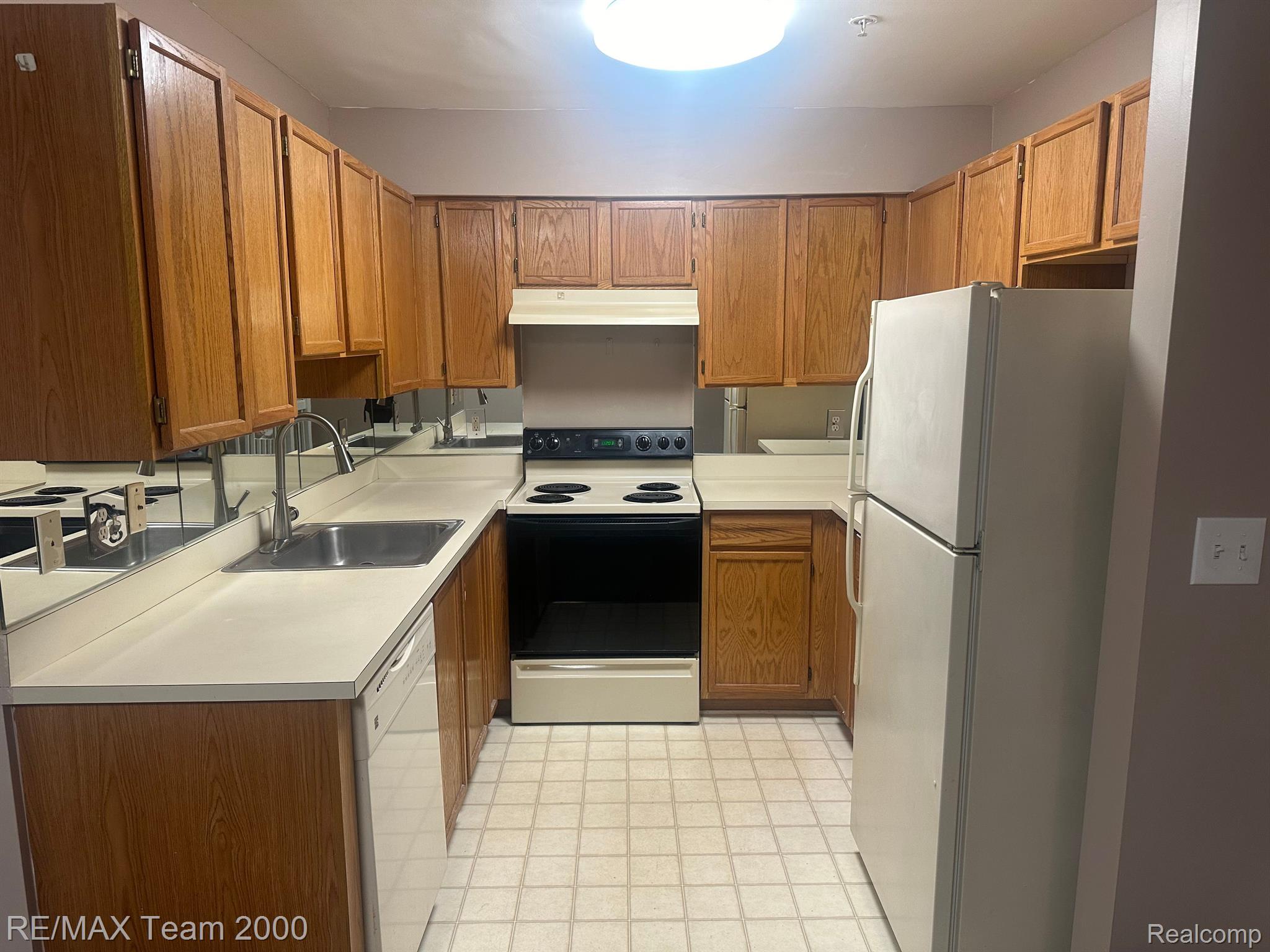 38 Georgetown Property Photo 5
