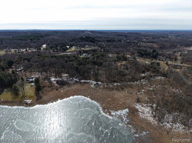 11461 White Lake Rd Property Photo 8