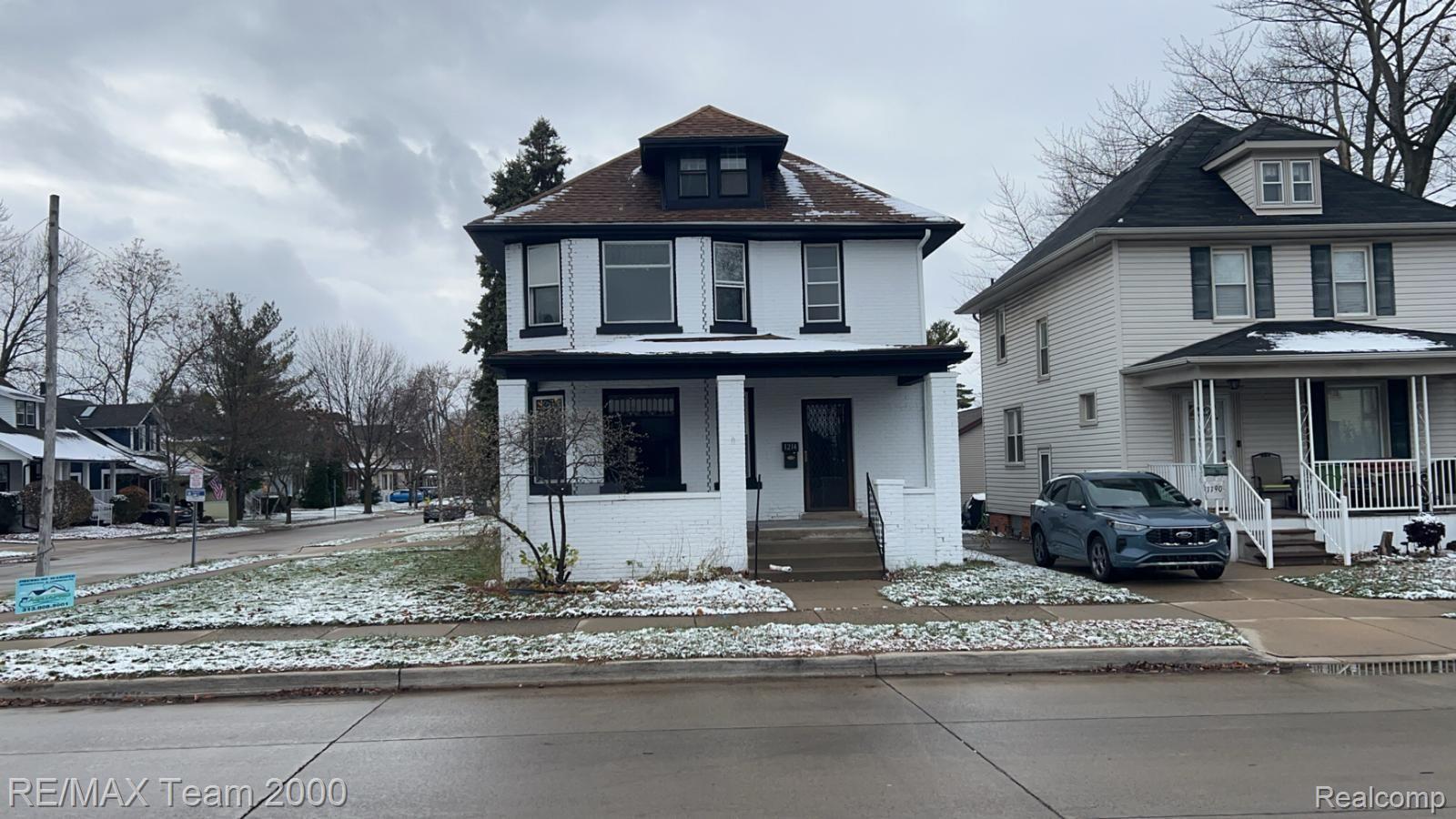 1214 Mason ST Property Photo 1