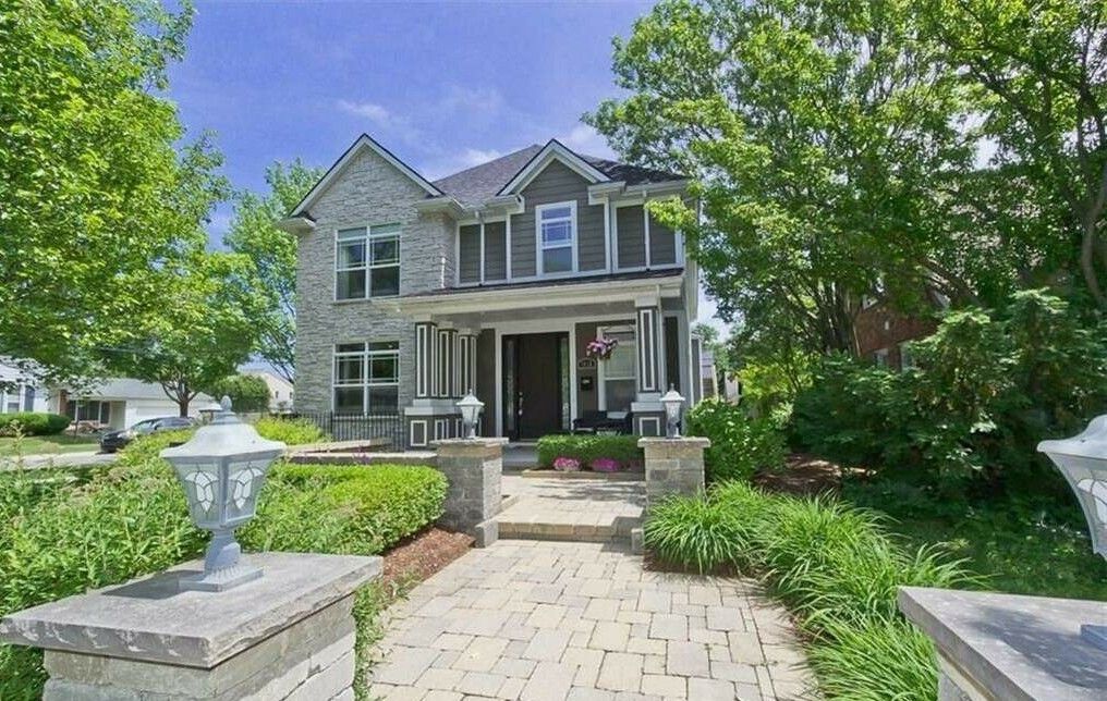 1419 Henrietta St Property Photo 1