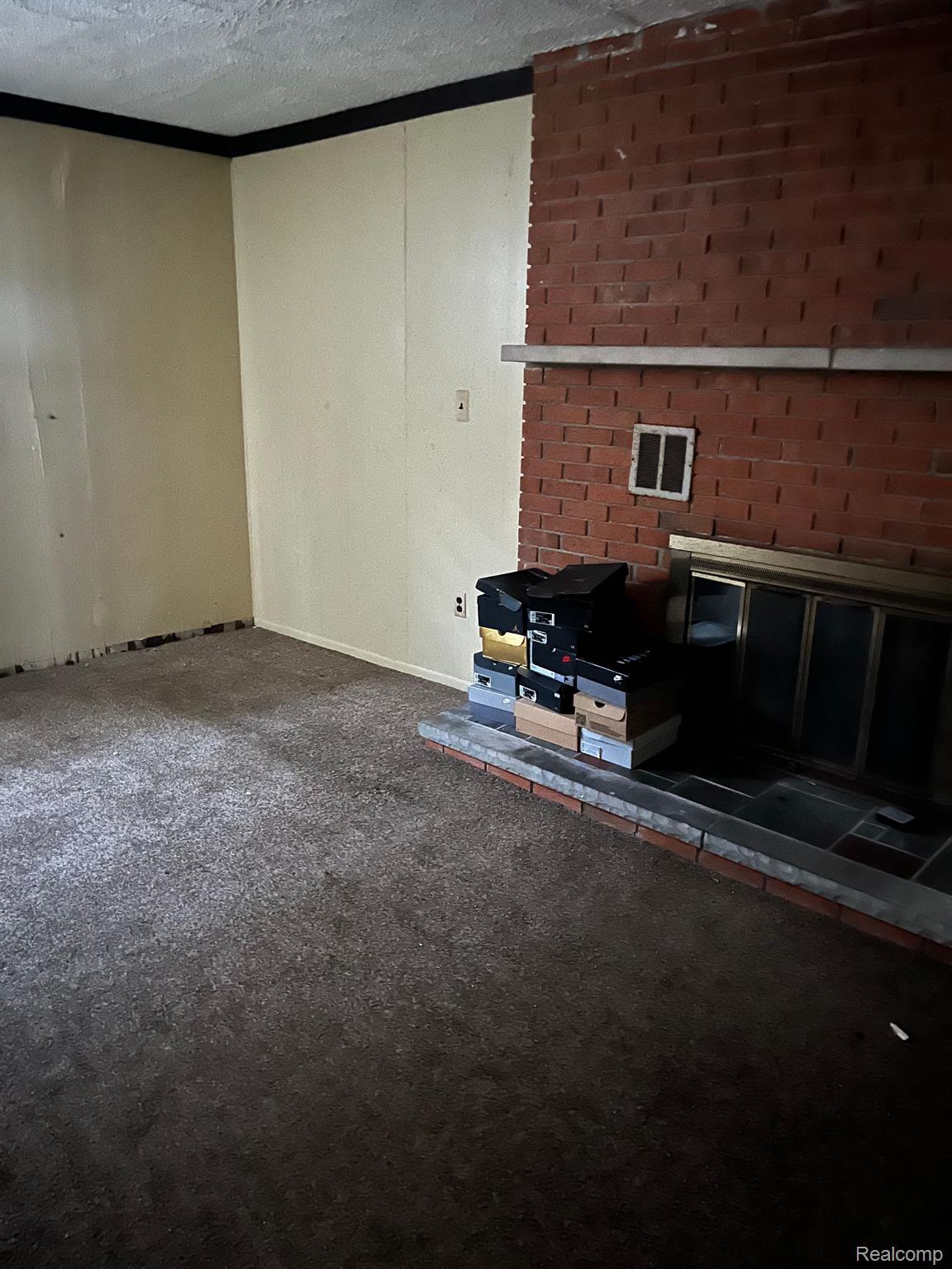 18423 Norwood St Property Photo 3