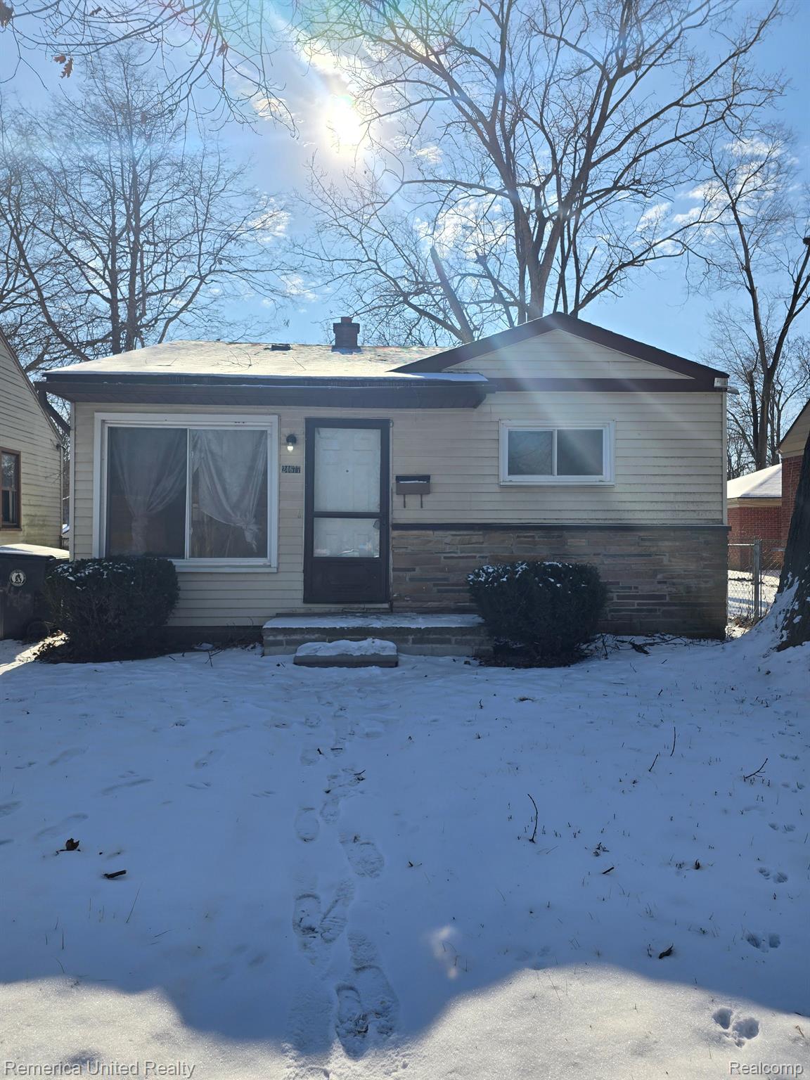 25006 Midland Property Photo 1