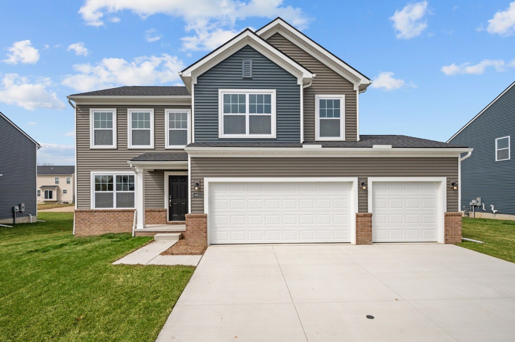 54631 Heron Cir Property Photo 1