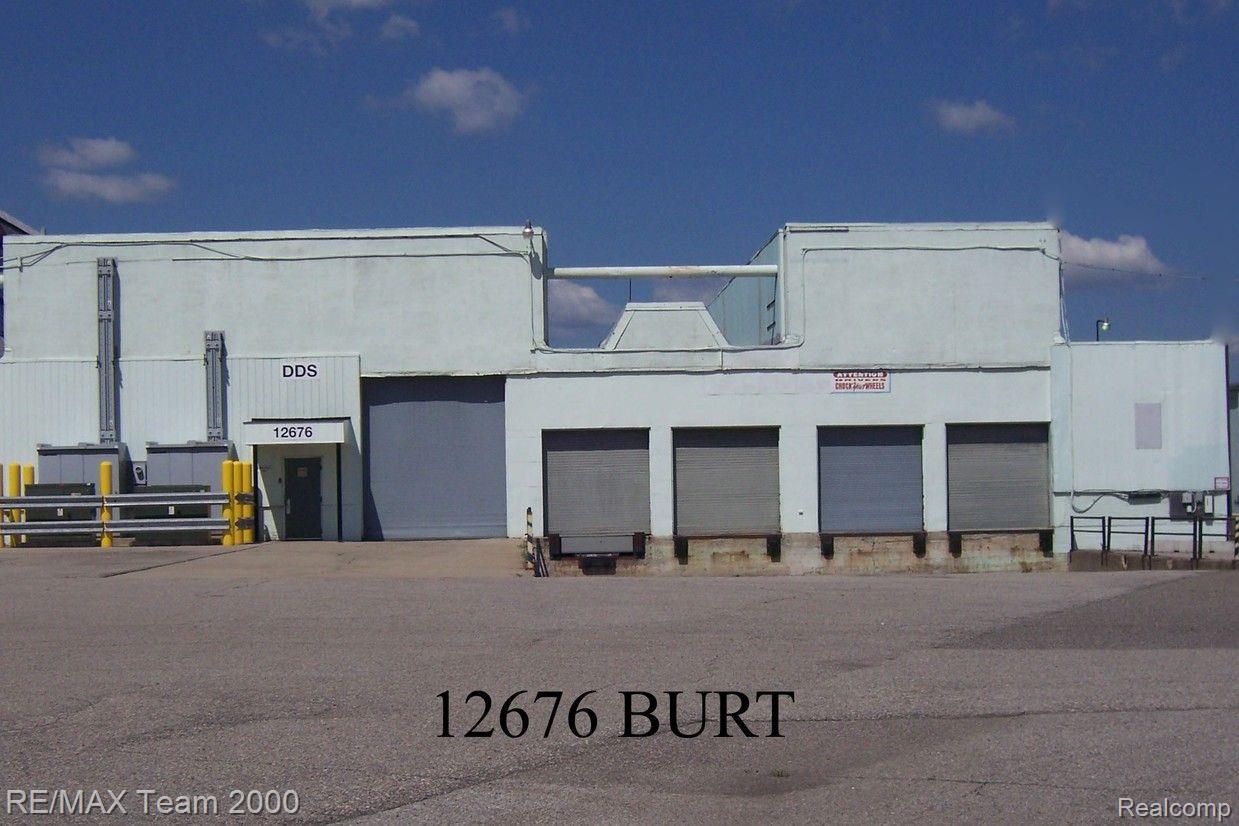 12676 Burt Rd Property Photo 6