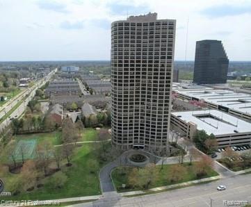 5000 Town Ctr Property Photo 1