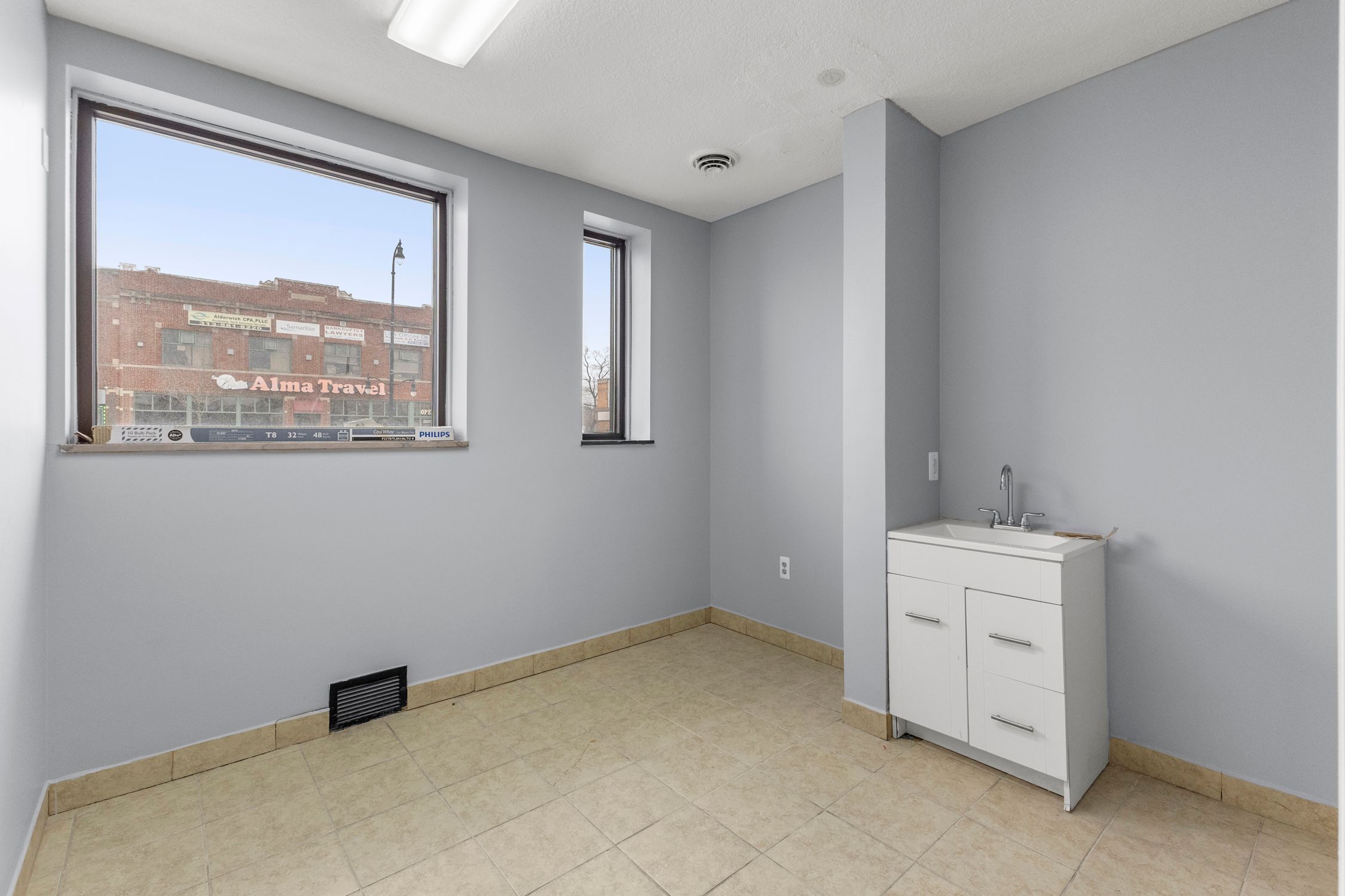 10801 W Warren Ave Property Photo 8