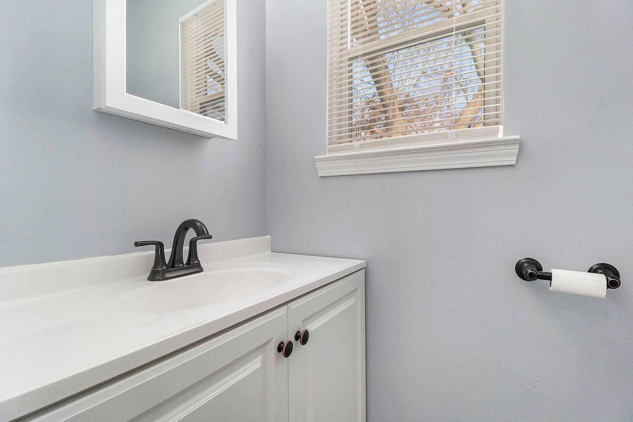37 Walnut St Property Photo 8