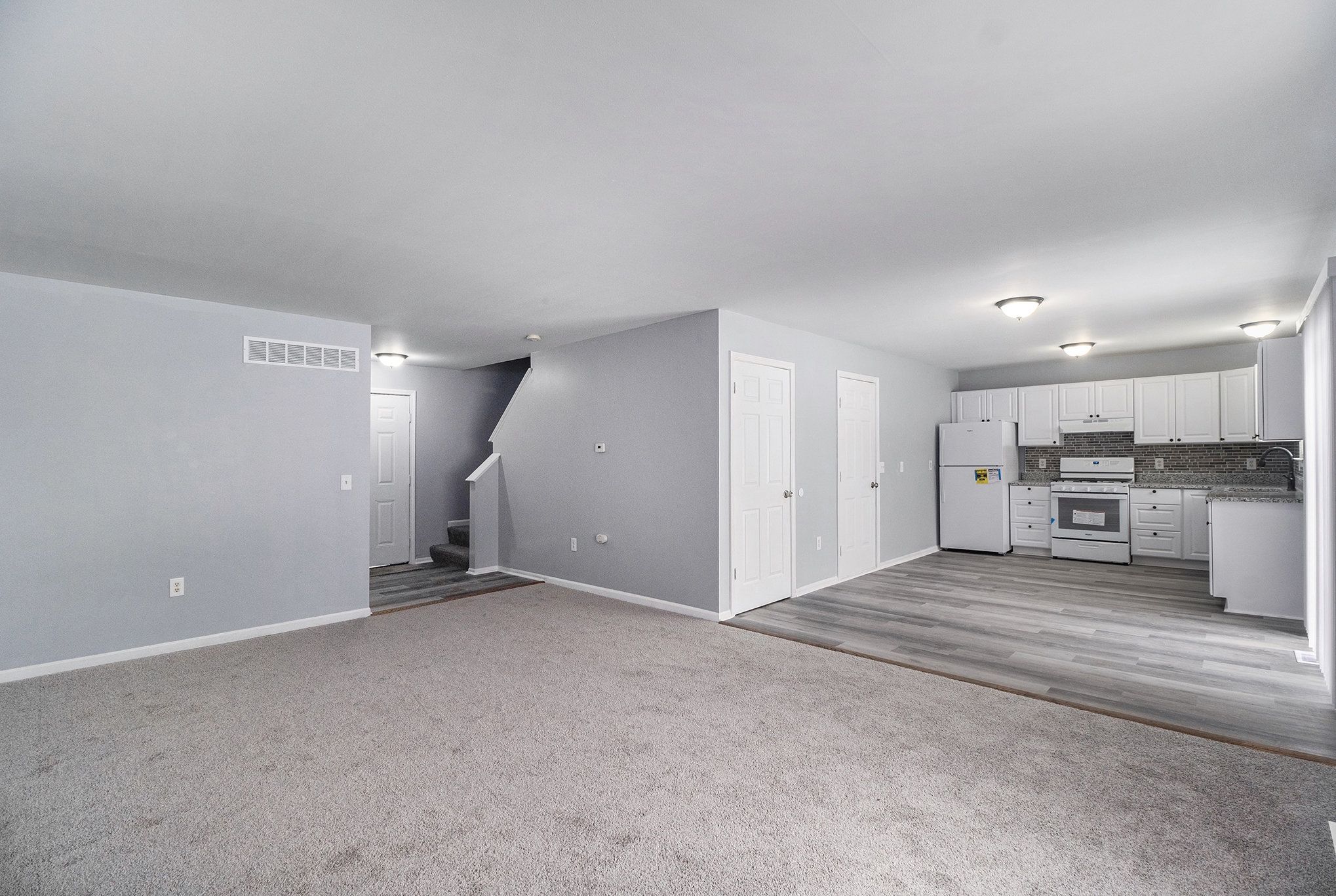 391 Baldwin Ave Property Photo 4