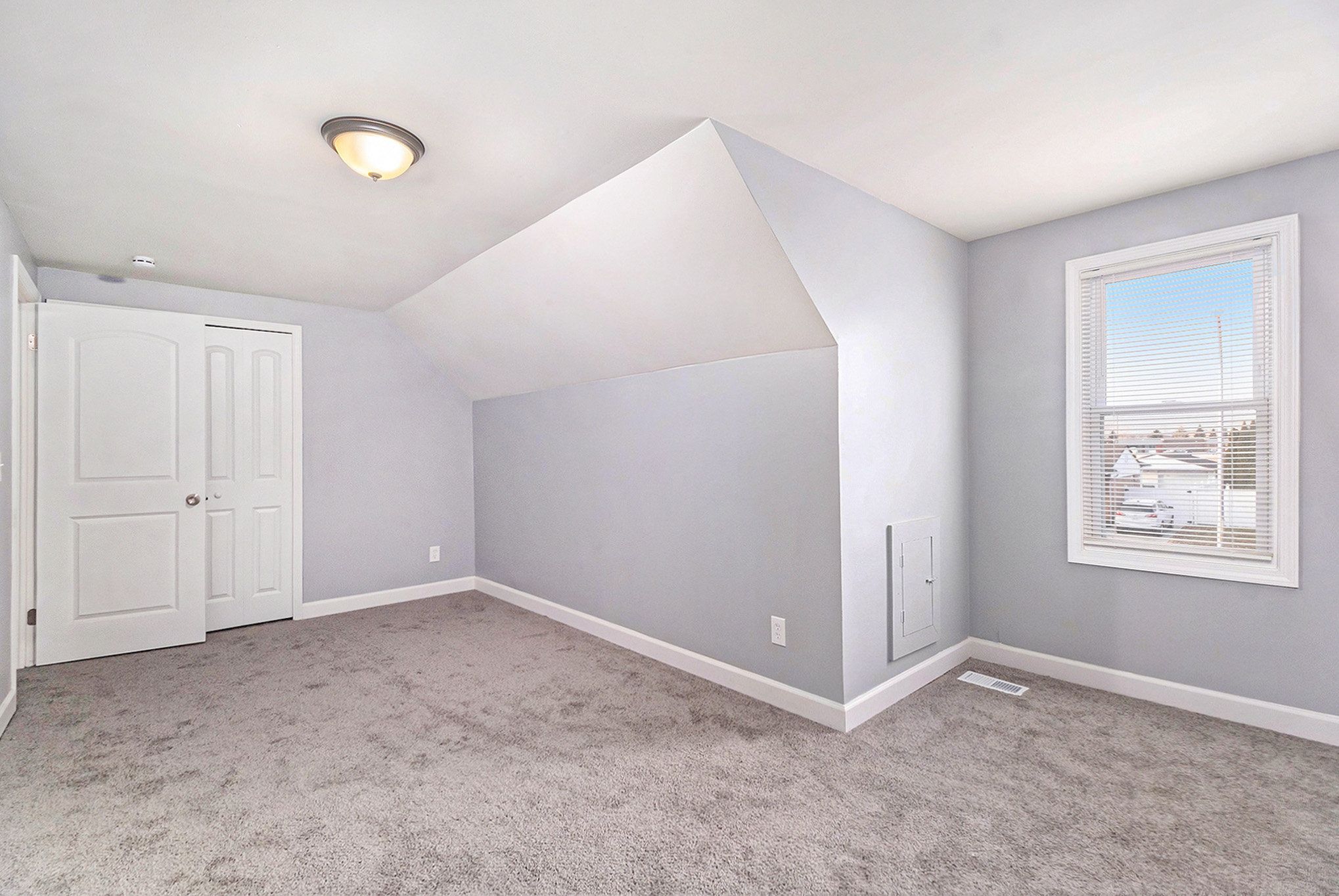 42071 Zachary St Property Photo 19