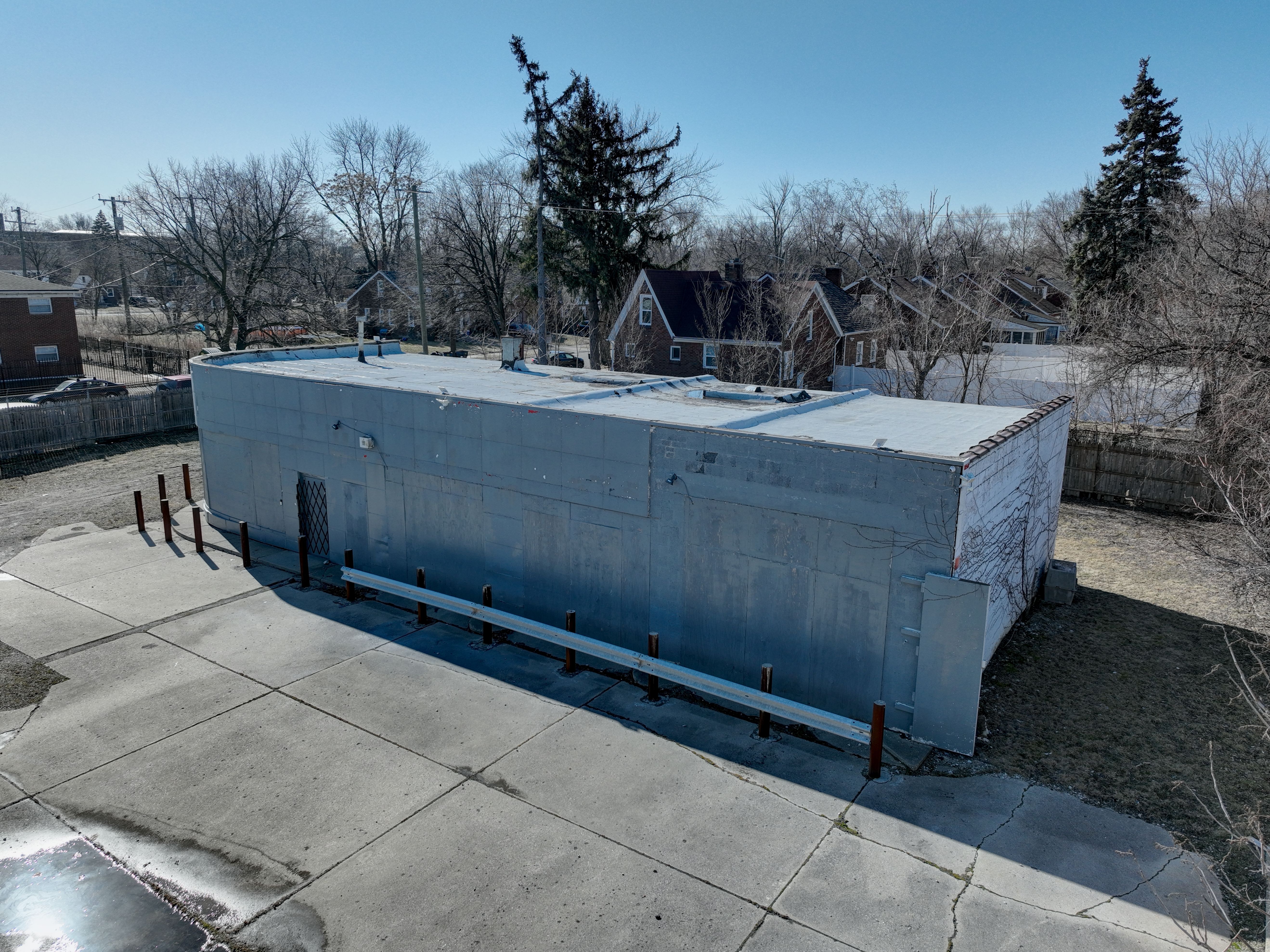 10301 Whittier St Property Photo 3