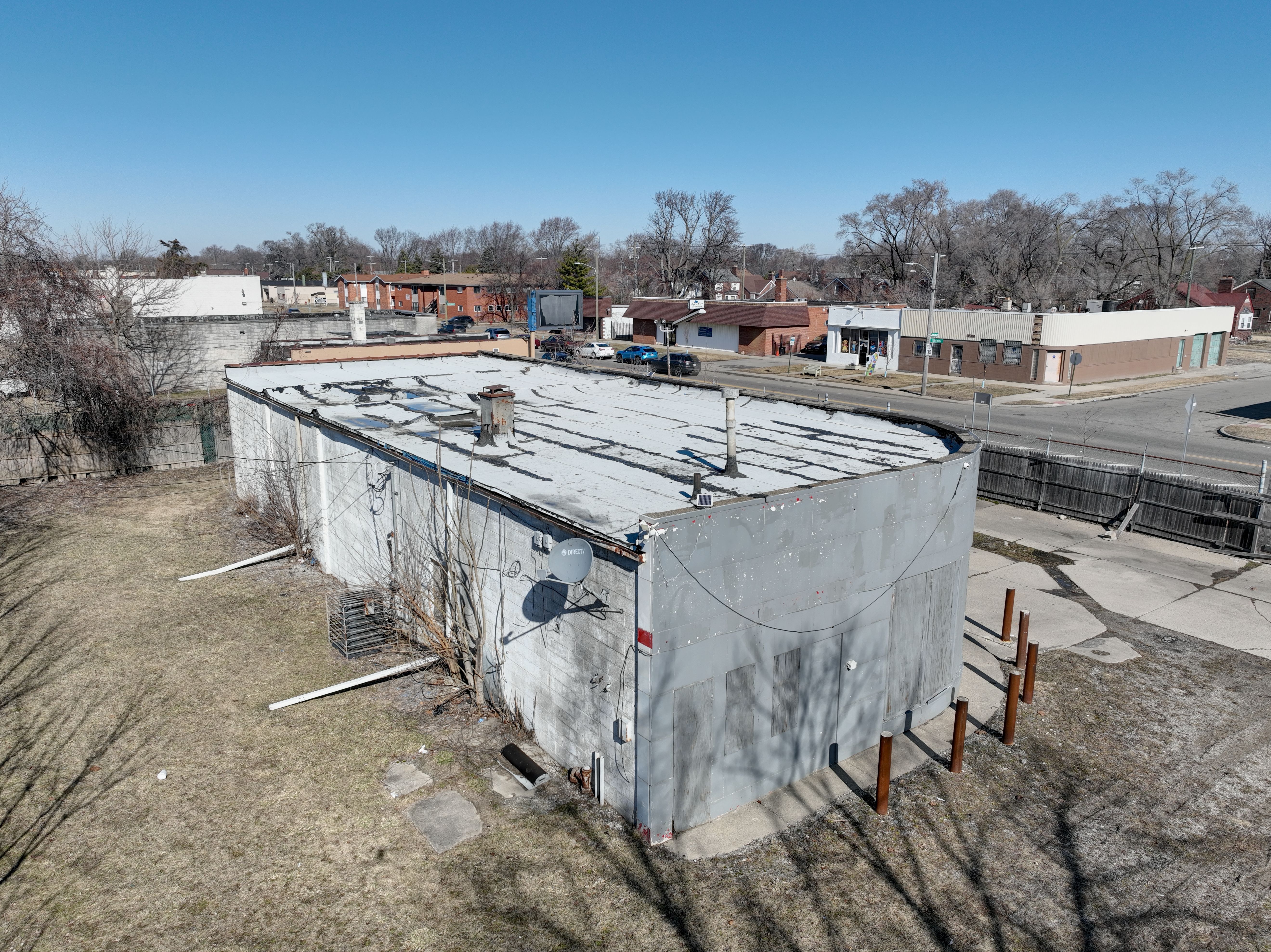 10301 Whittier St Property Photo 6
