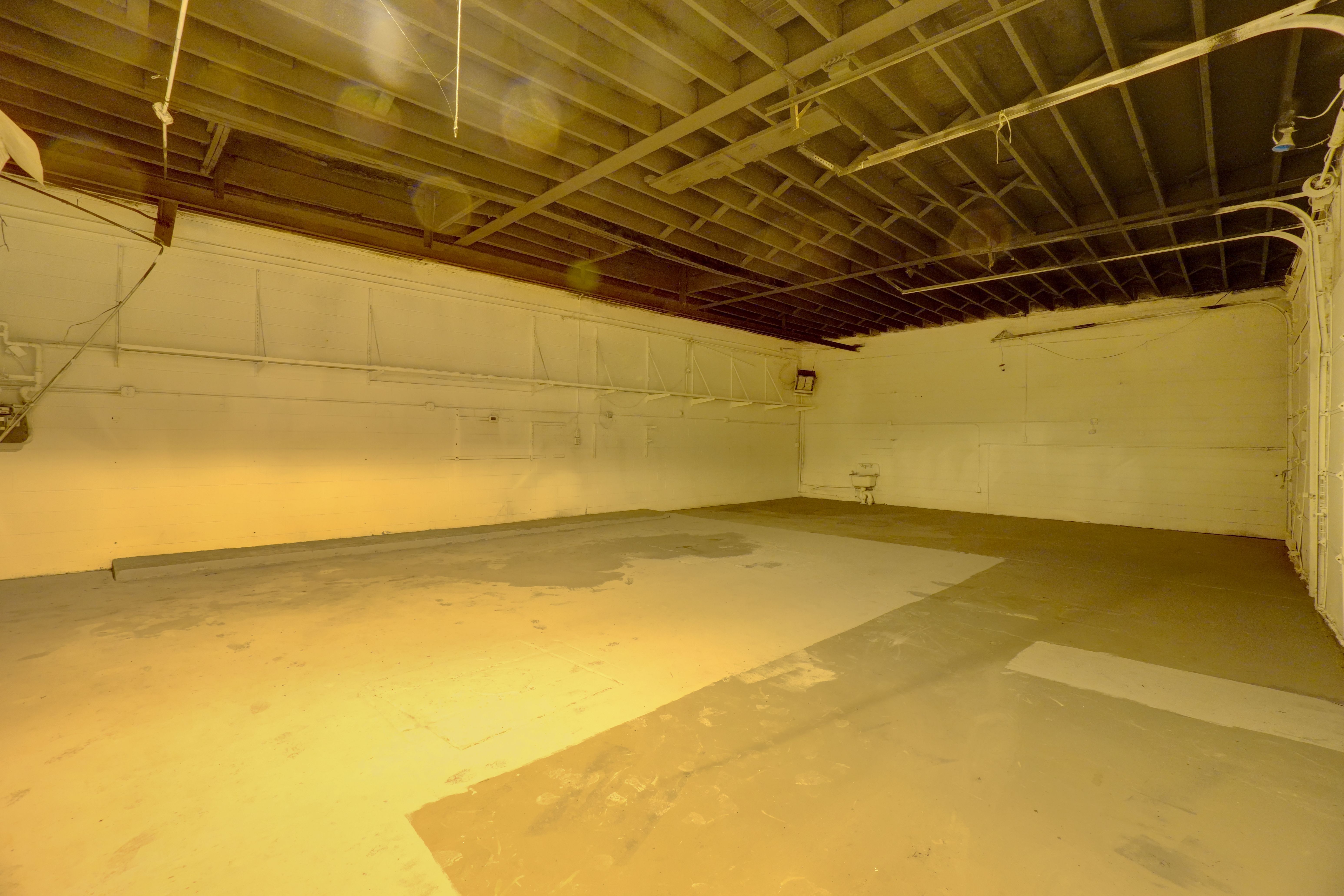 10301 Whittier St Property Photo 11