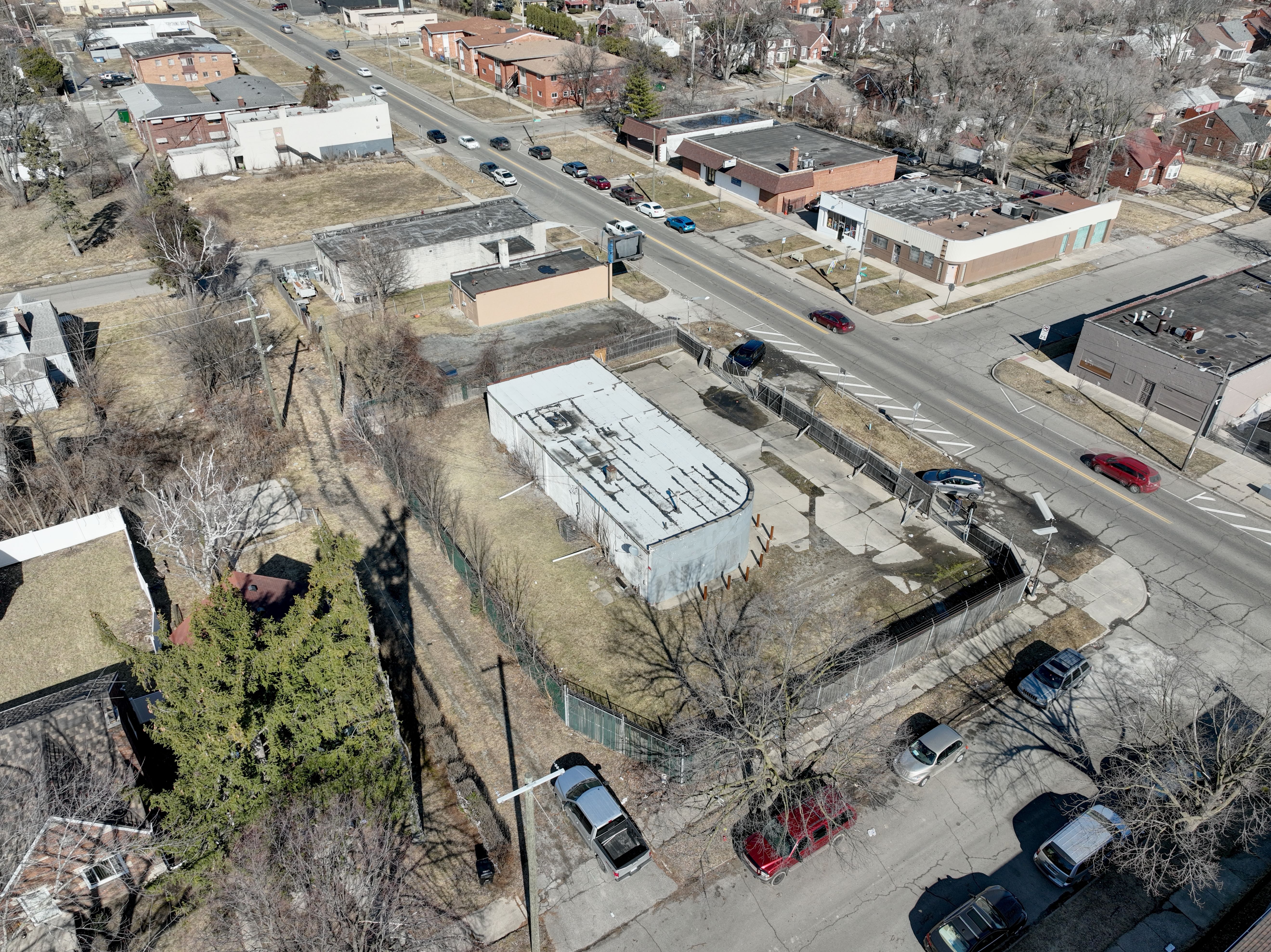 10301 Whittier St Property Photo 23