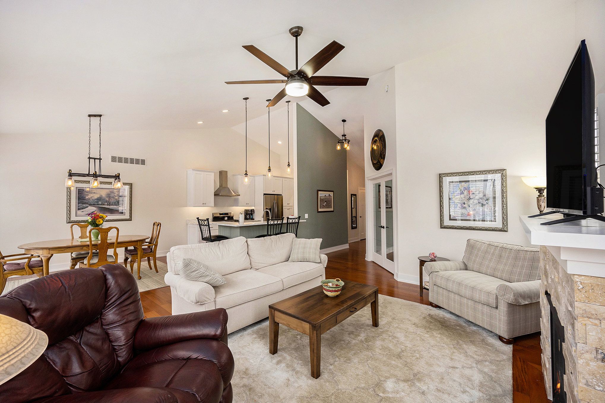 12341 Twin Brook Dr Property Photo 6
