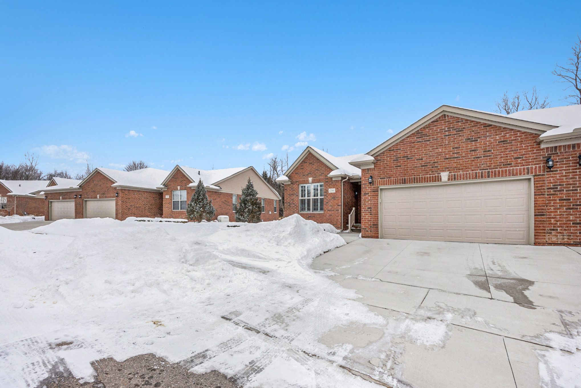 12341 Twin Brook Dr Property Photo 27
