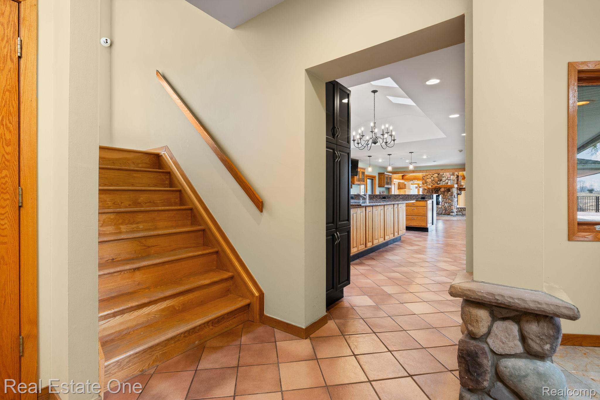 20250014195 Property Photo 11