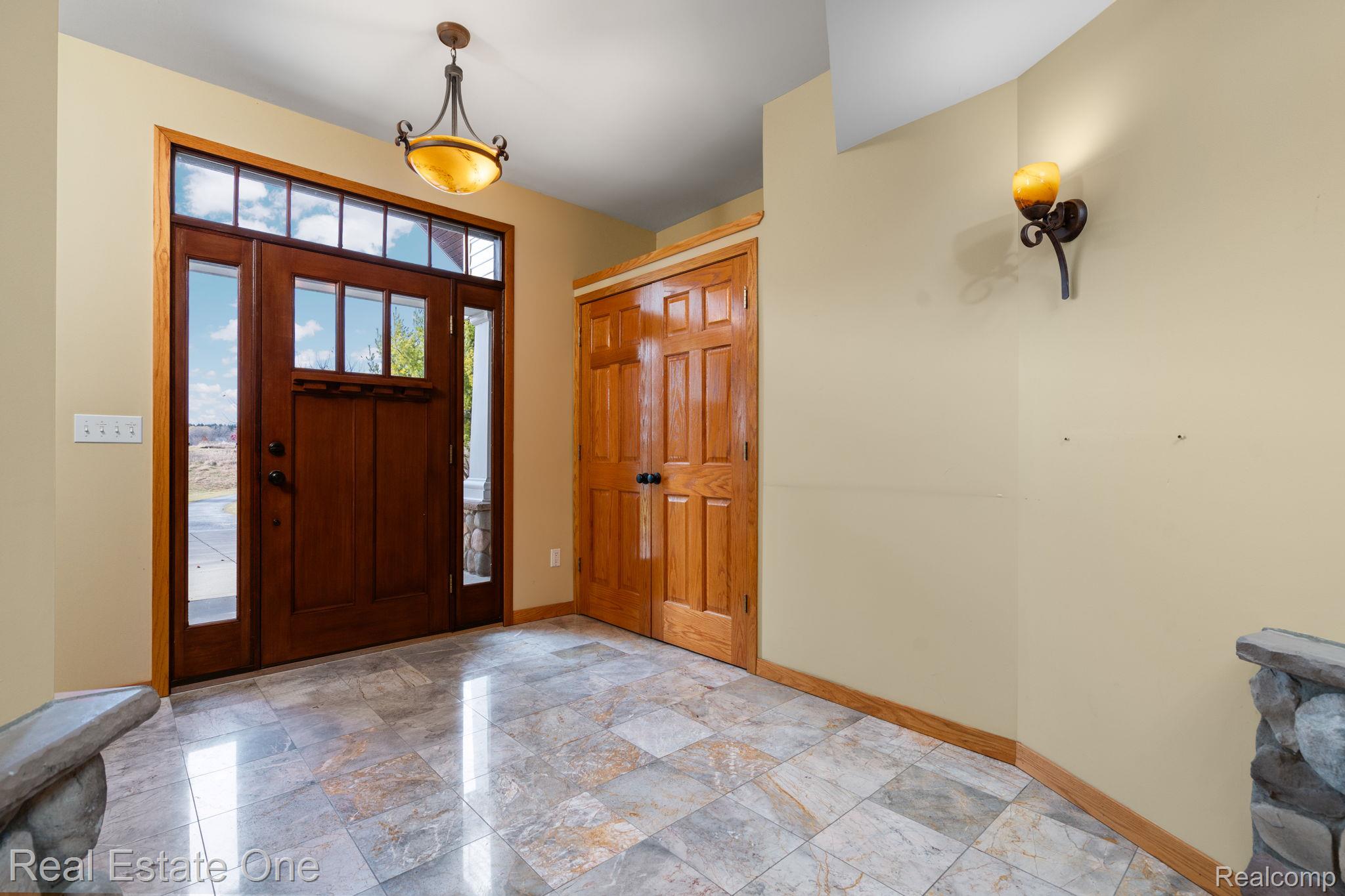 20250014195 Property Photo 13
