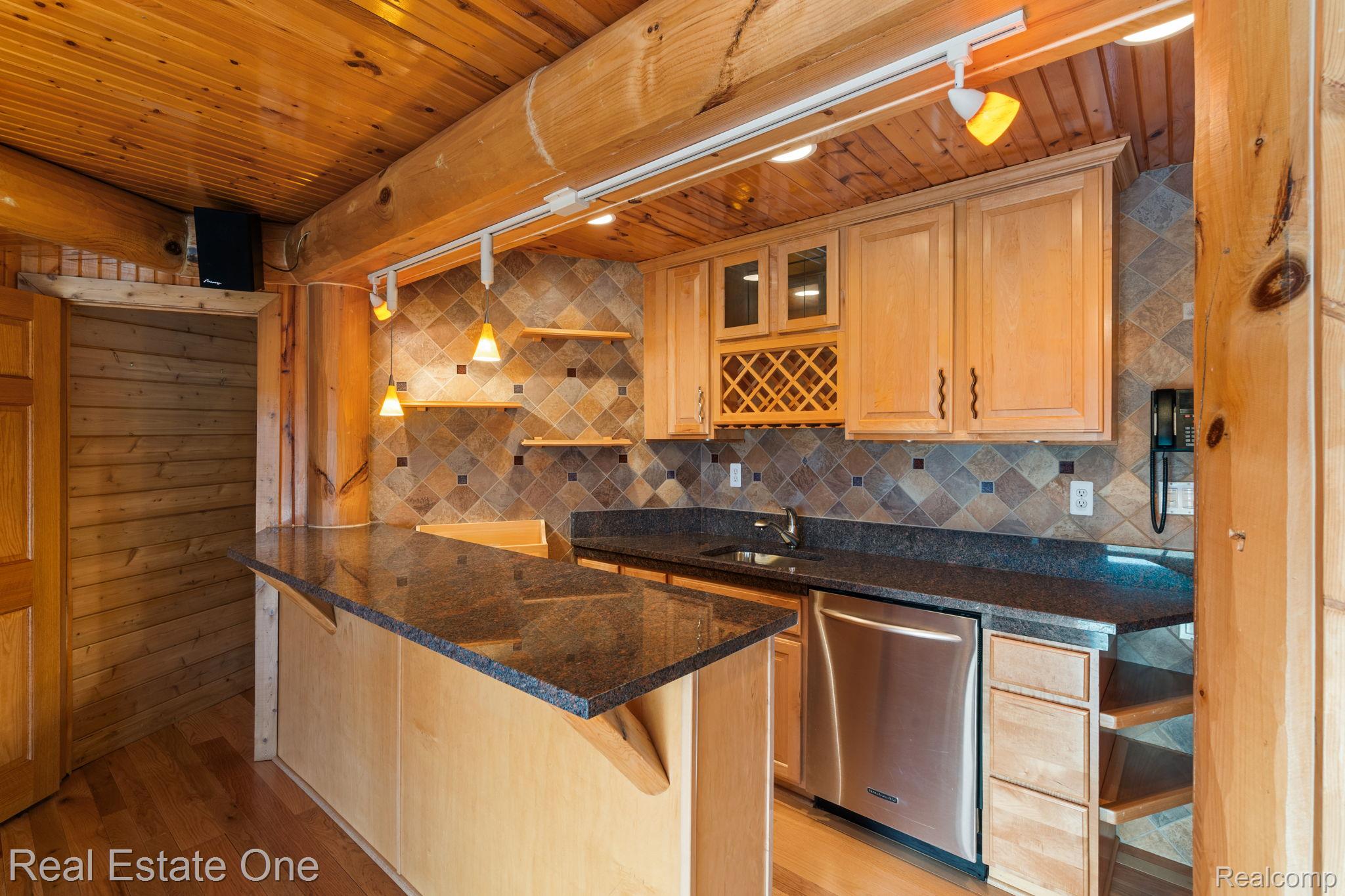 20250014195 Property Photo 60