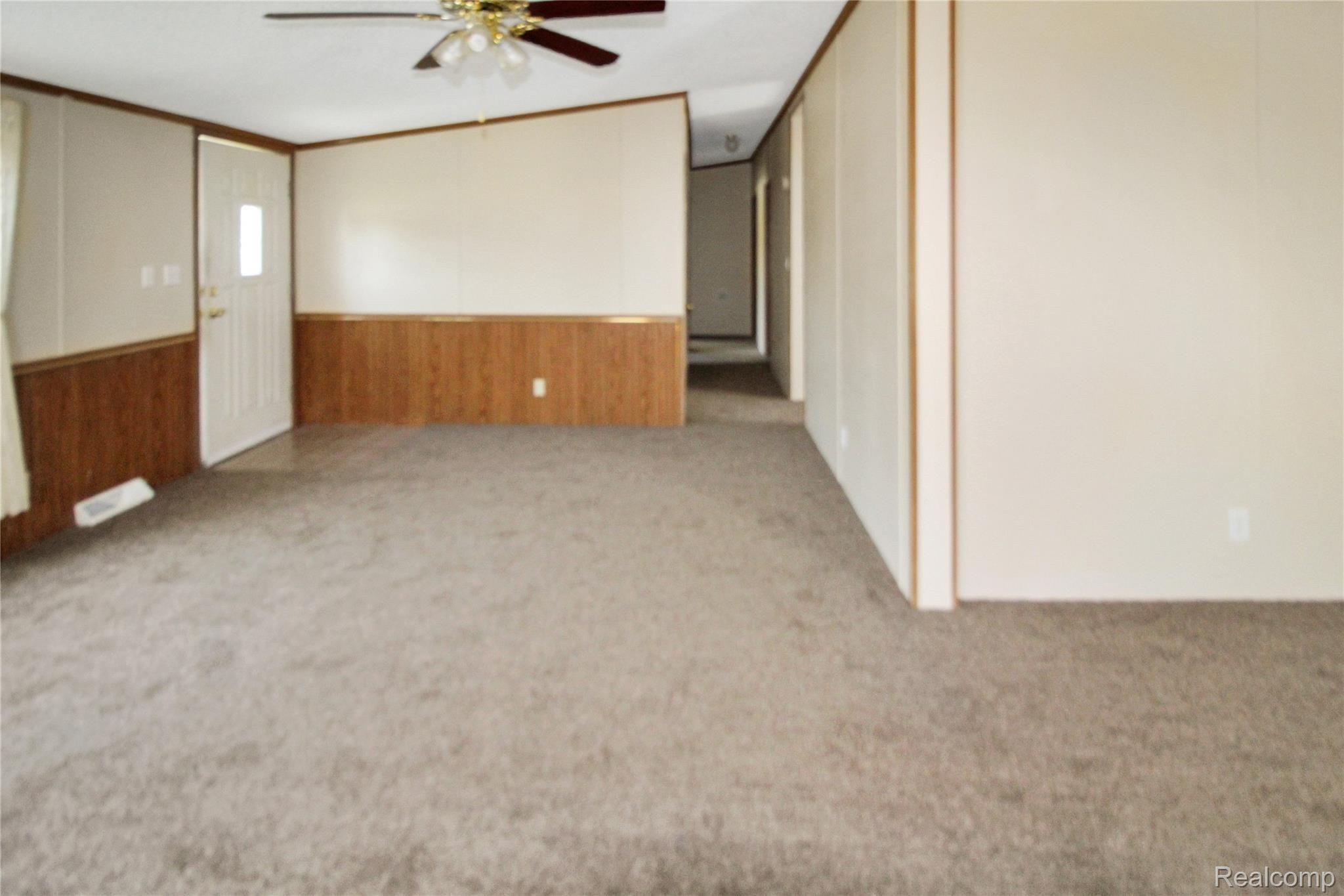 7063 Sargent St Property Photo 6