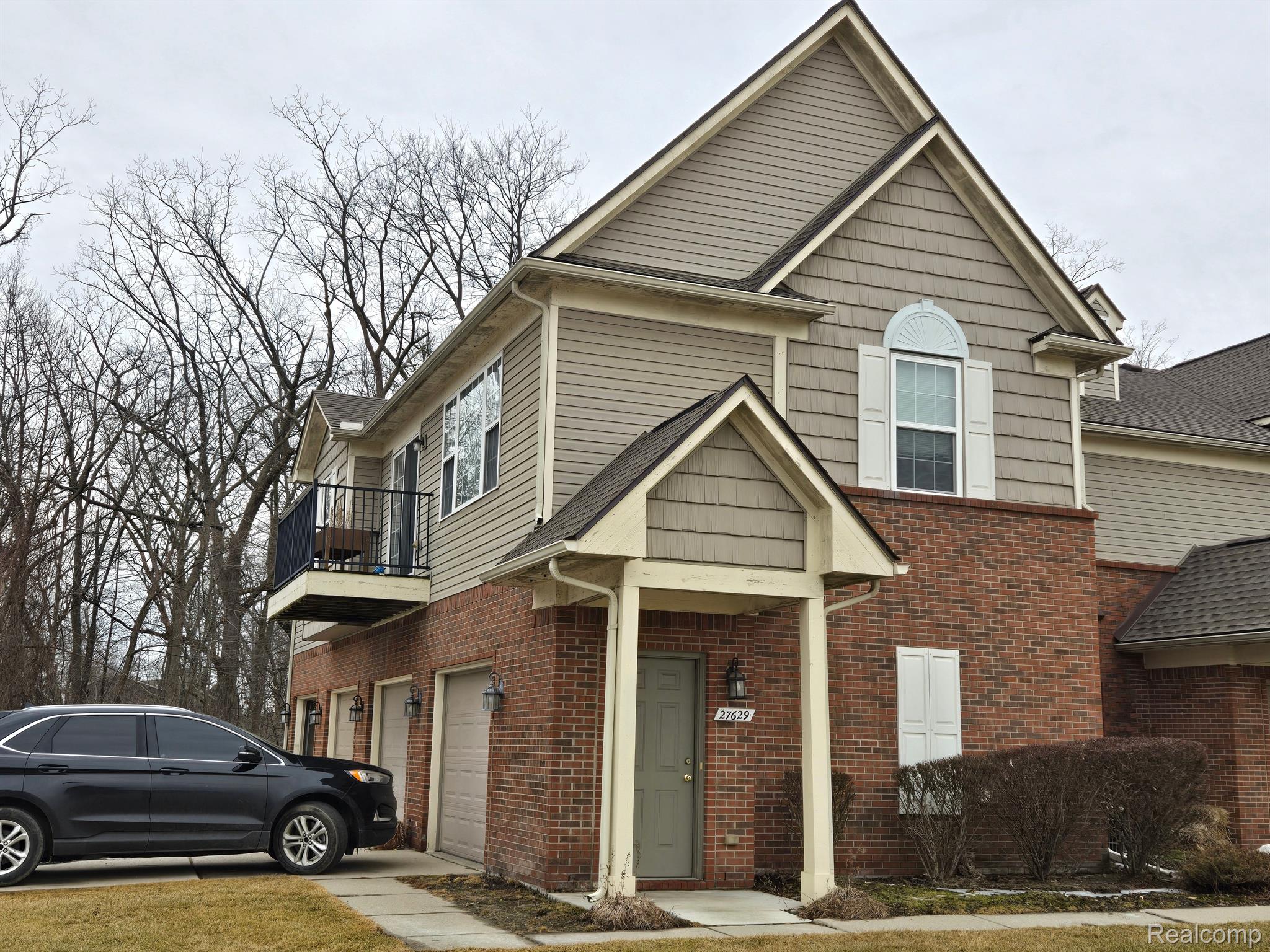 27629 Hidden Oaks Dr Property Photo 1