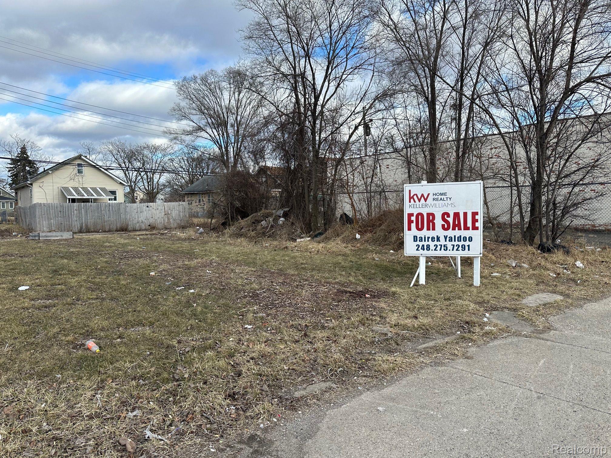 15738 Livernois Ave Property Photo 6