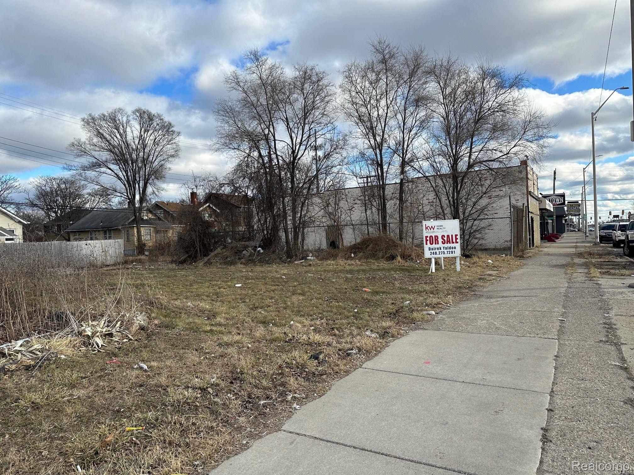 15738 Livernois Ave Property Photo 7