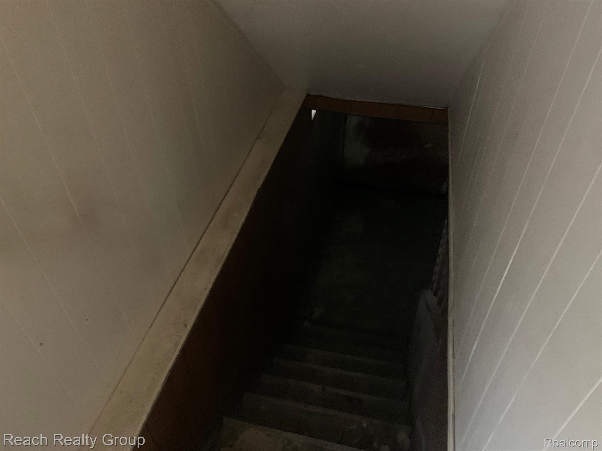 11320 Grandville Ave Property Photo 8