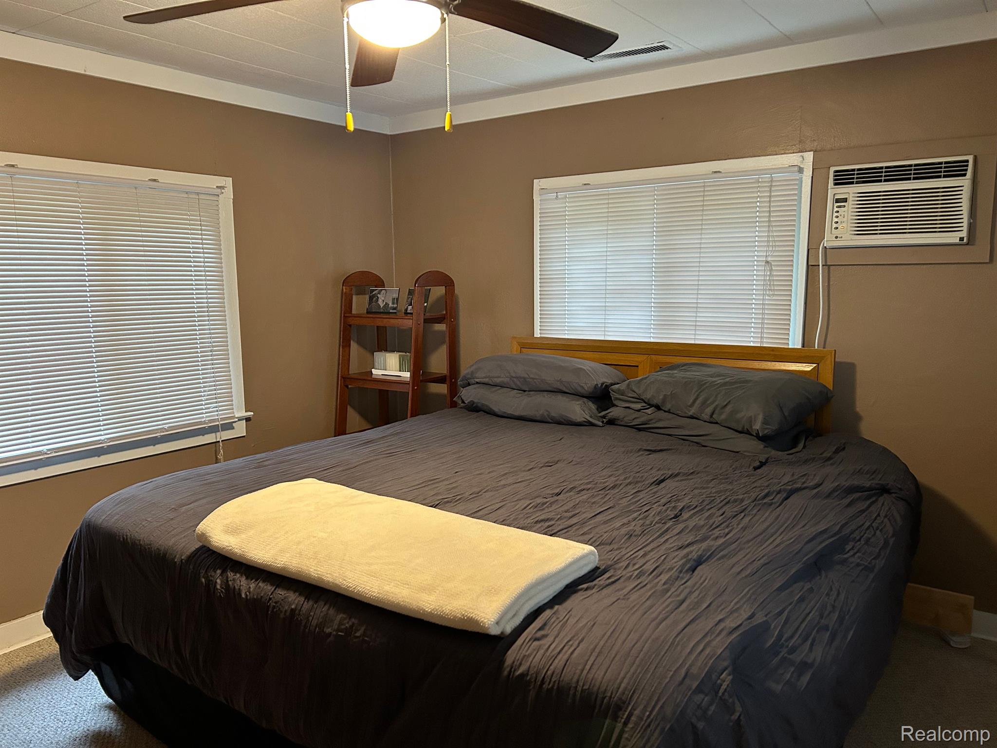 1249 N Crooked Lake Dr Property Photo 40