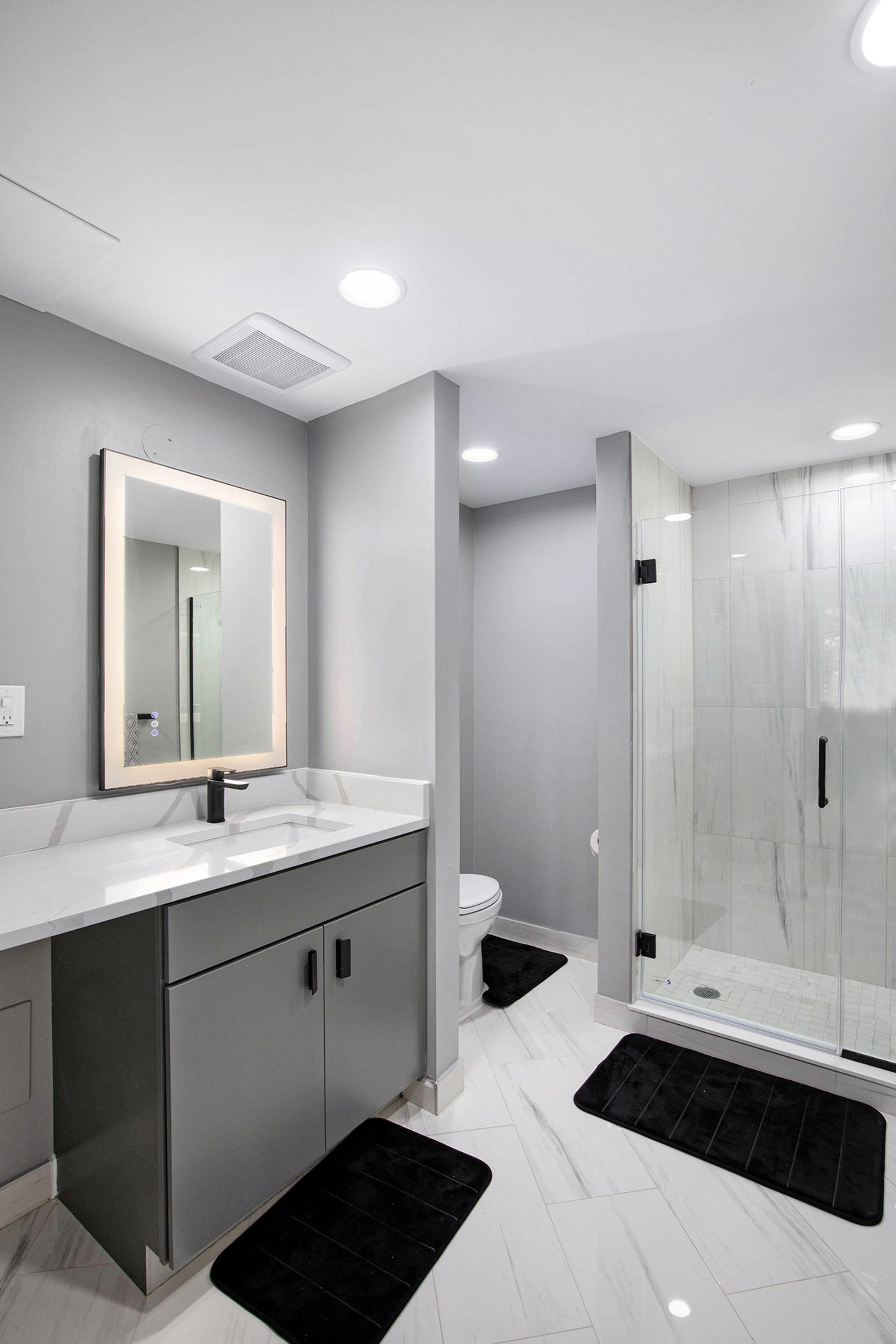 1686 Traceky Property Photo 42