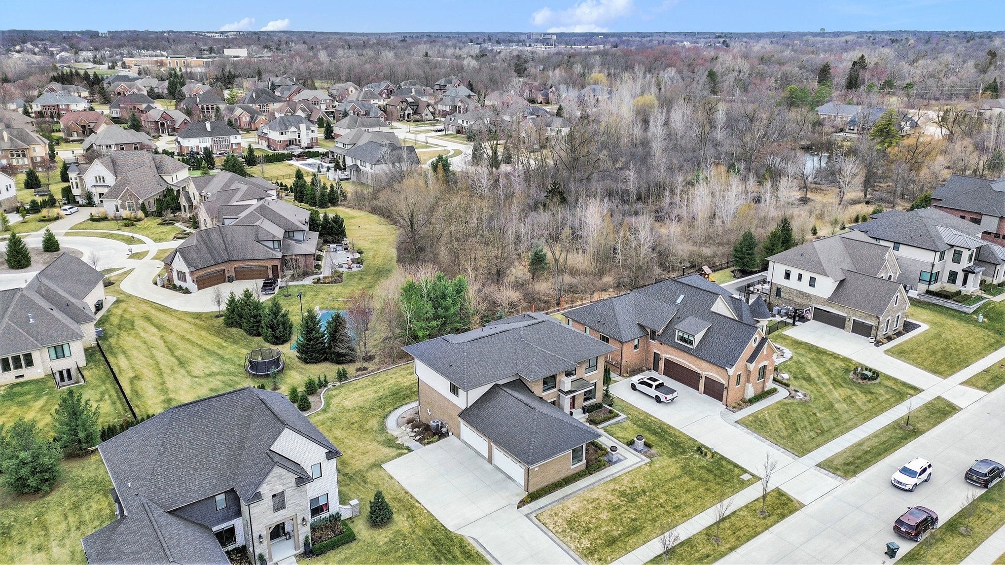 1686 Traceky Property Photo 47