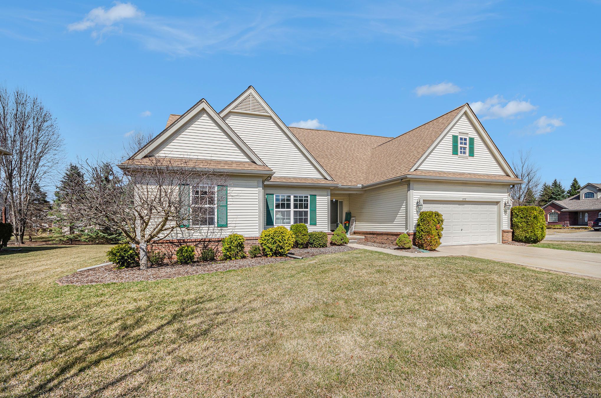 2078 Cattail Cir Property Photo 2