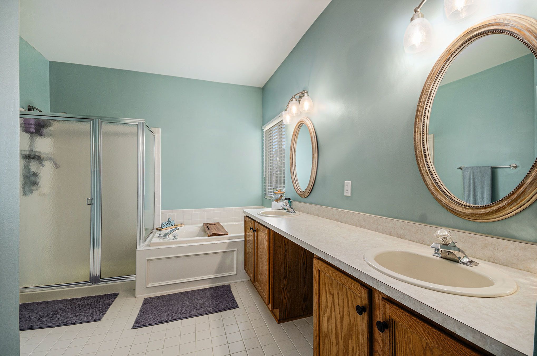 2078 Cattail Cir Property Photo 32