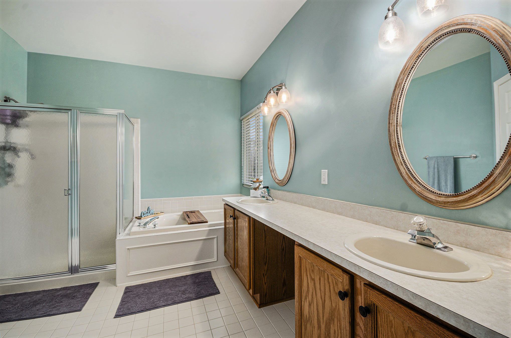 2078 Cattail Cir Property Photo 33