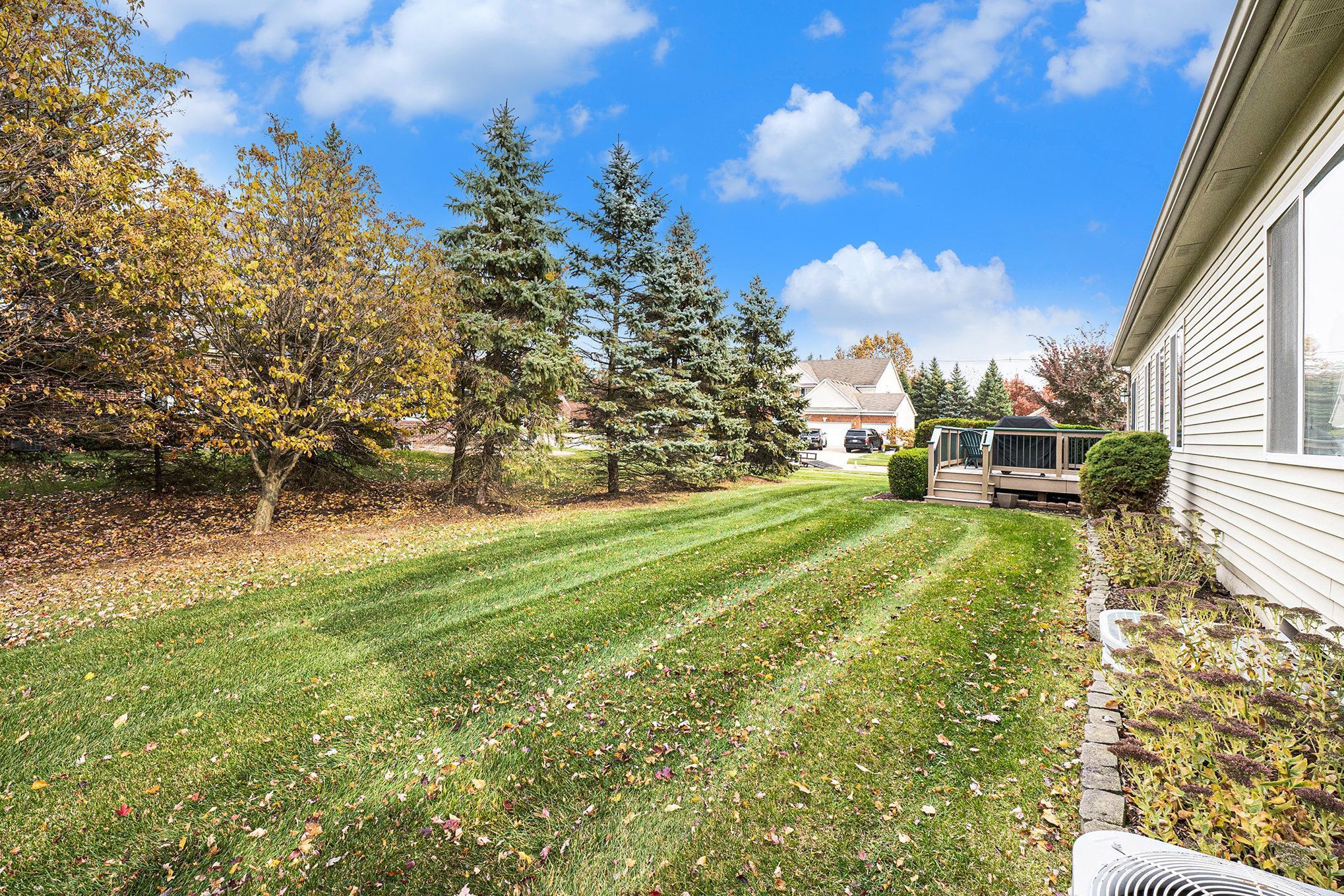 2078 Cattail Cir Property Photo 47