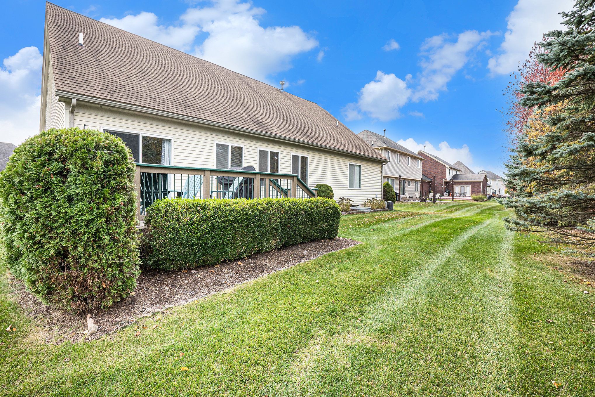 2078 Cattail Cir Property Photo 48
