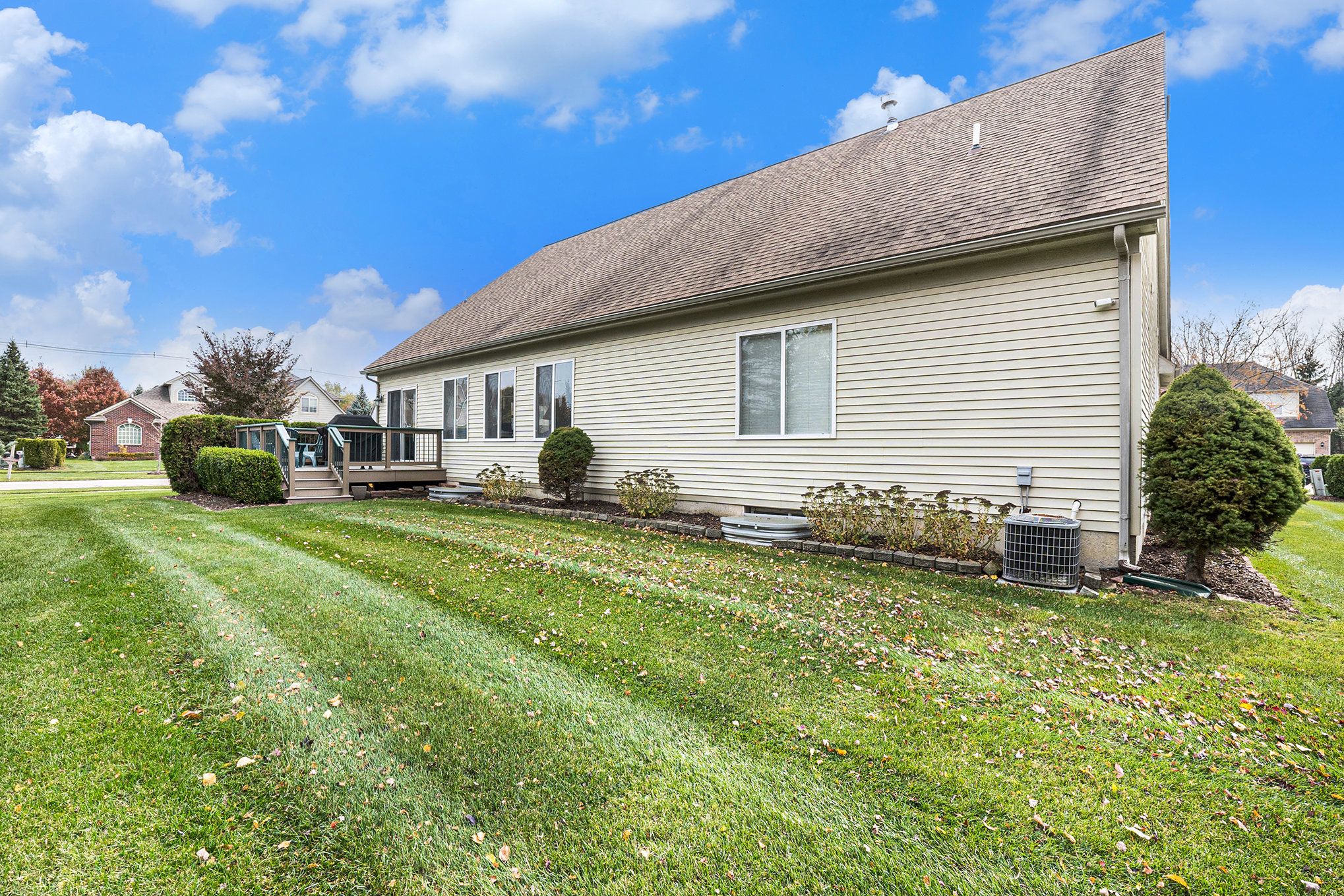2078 Cattail Cir Property Photo 49
