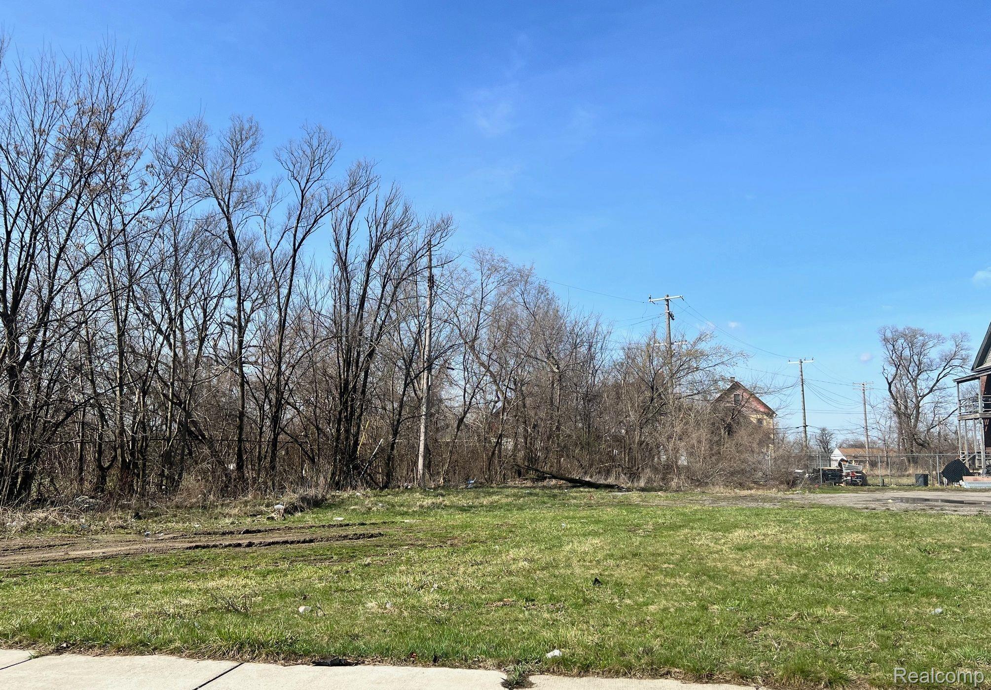 5131 Bangor St Property Photo 1