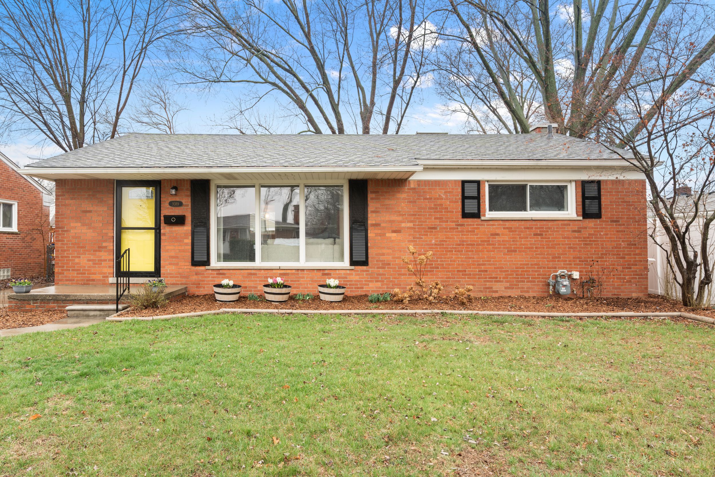 9369 California St Property Photo 2