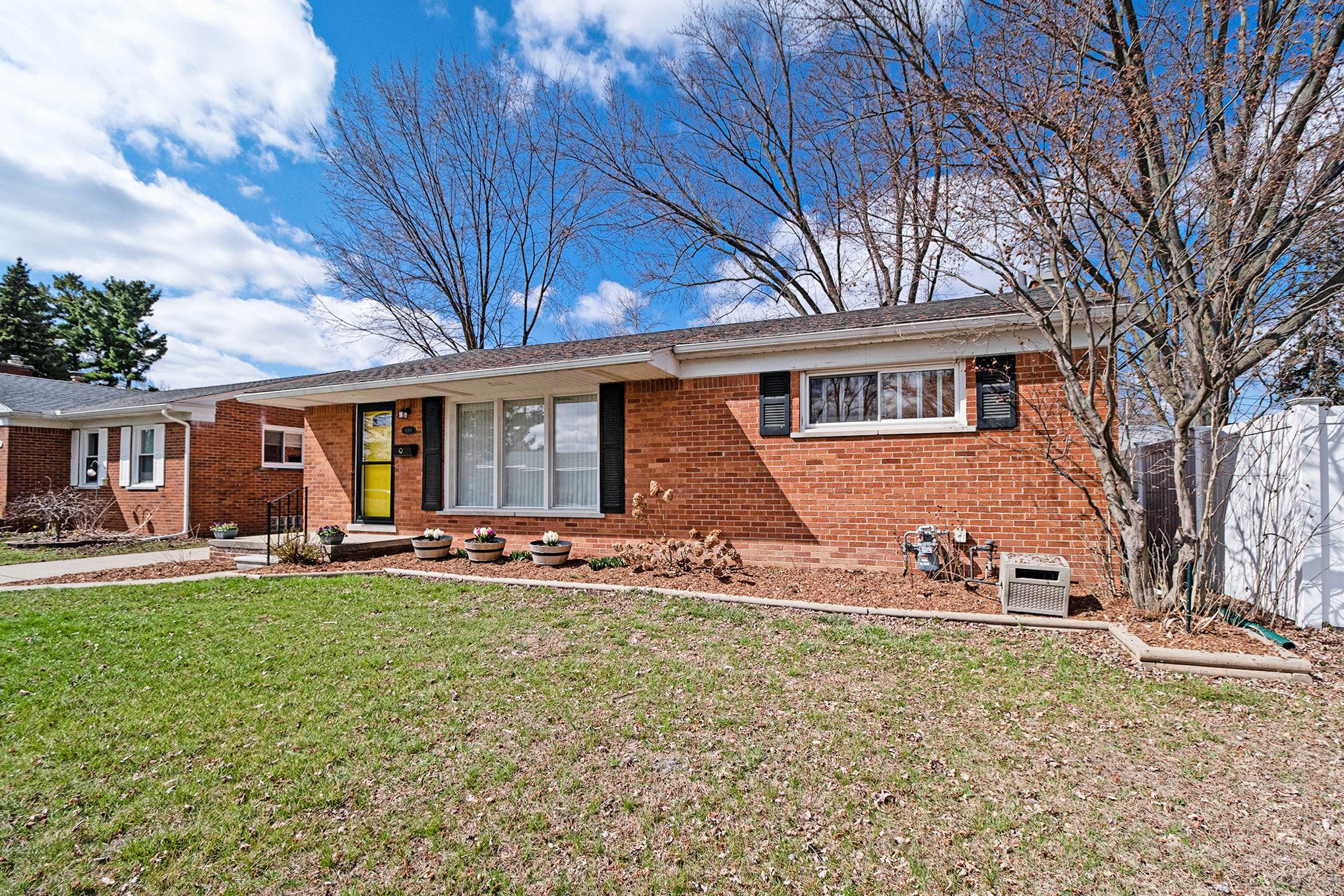 9369 California St Property Photo 4