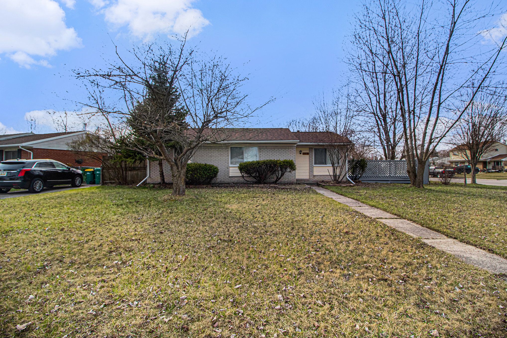41810 Pierce St Property Photo 1