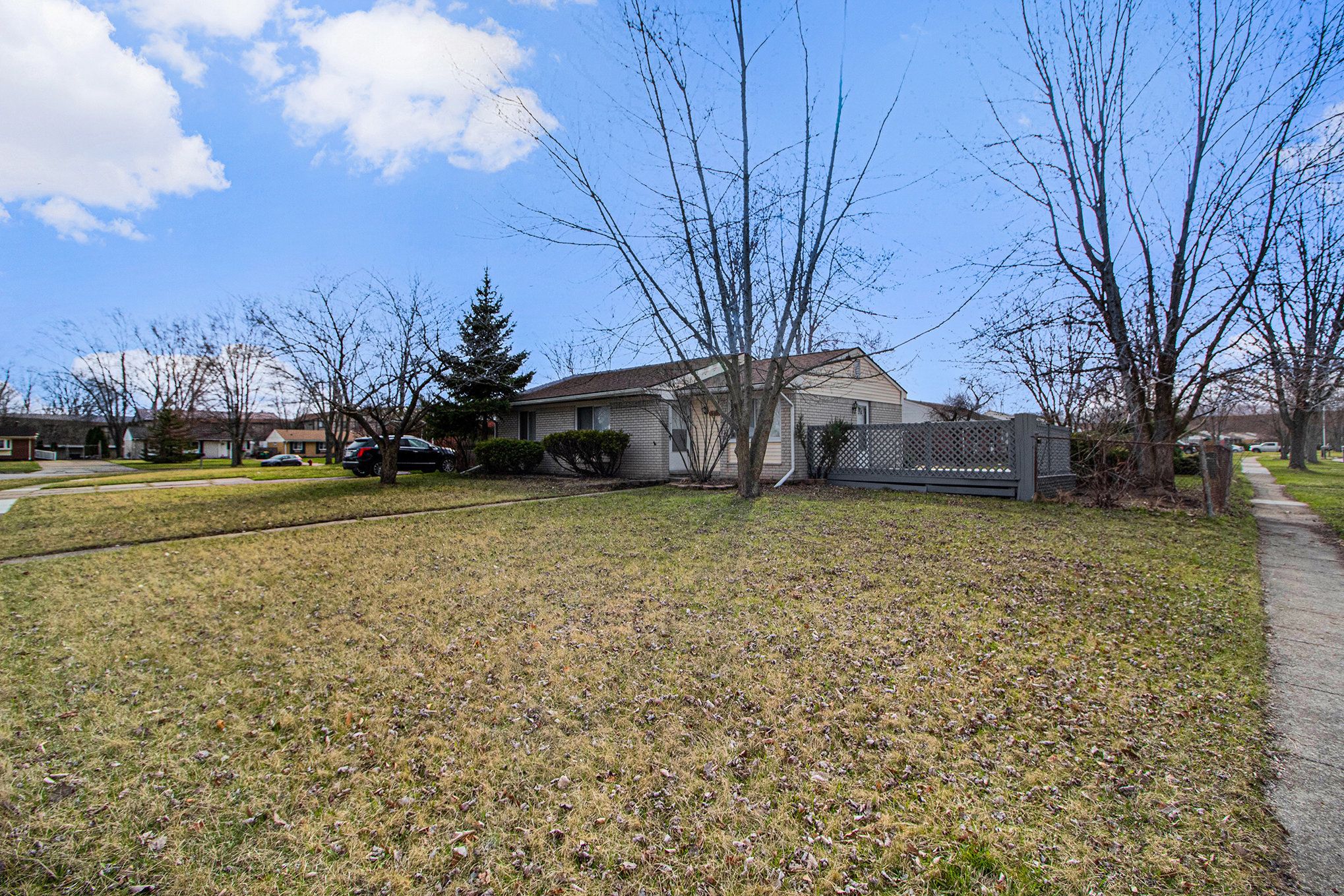 41810 Pierce St Property Photo 5