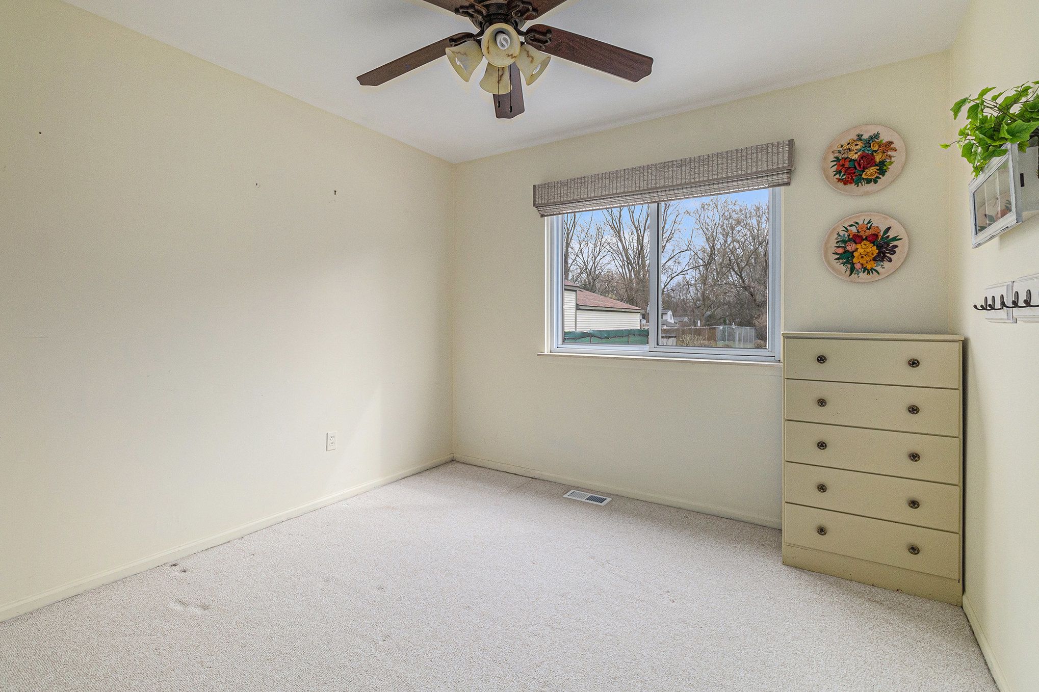 34065 Orangelawn St Property Photo 17