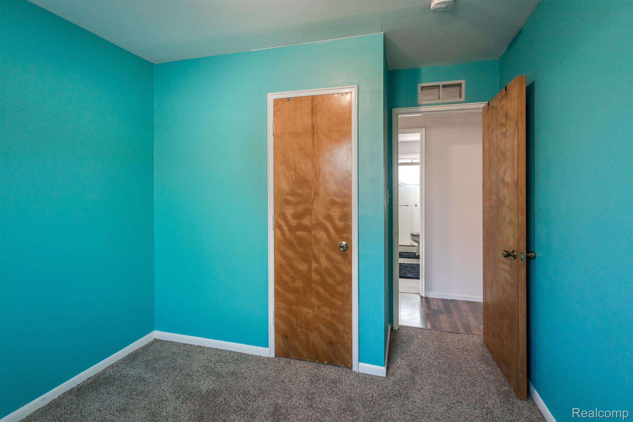 1629 E Dulong Ave N Property Photo 22