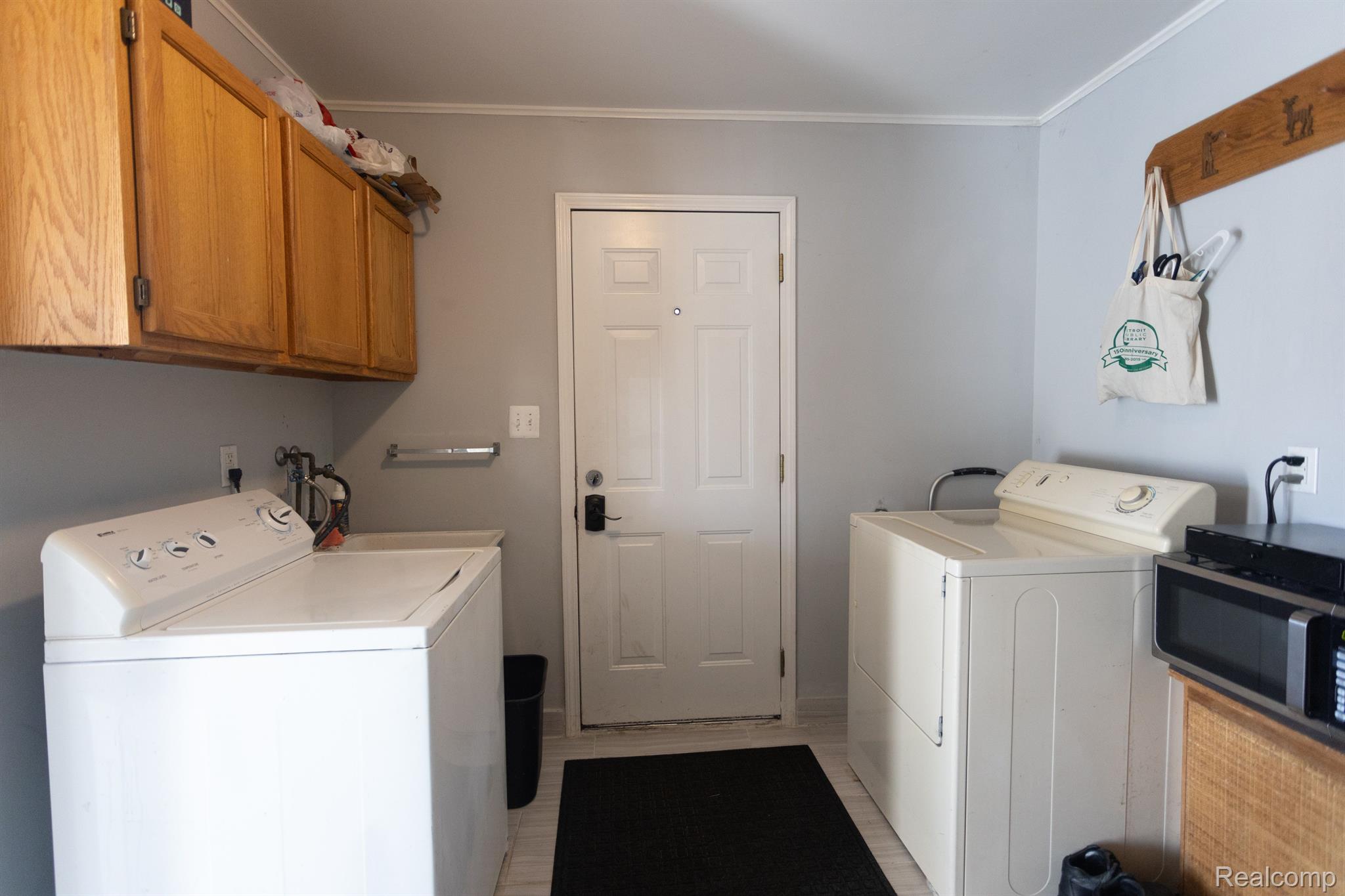 1629 E Dulong Ave N Property Photo 31