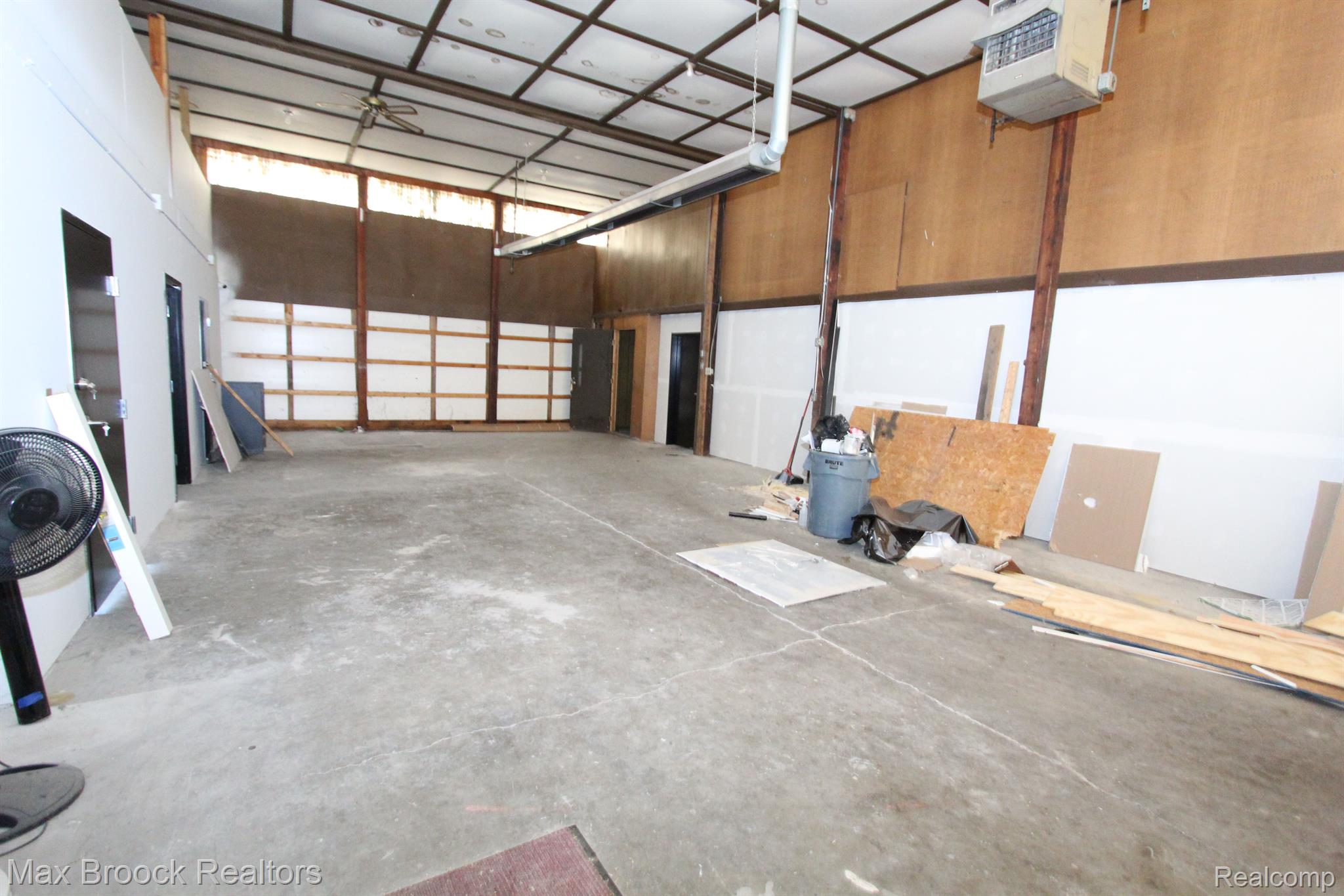 110 Creekview Dr Property Photo 18