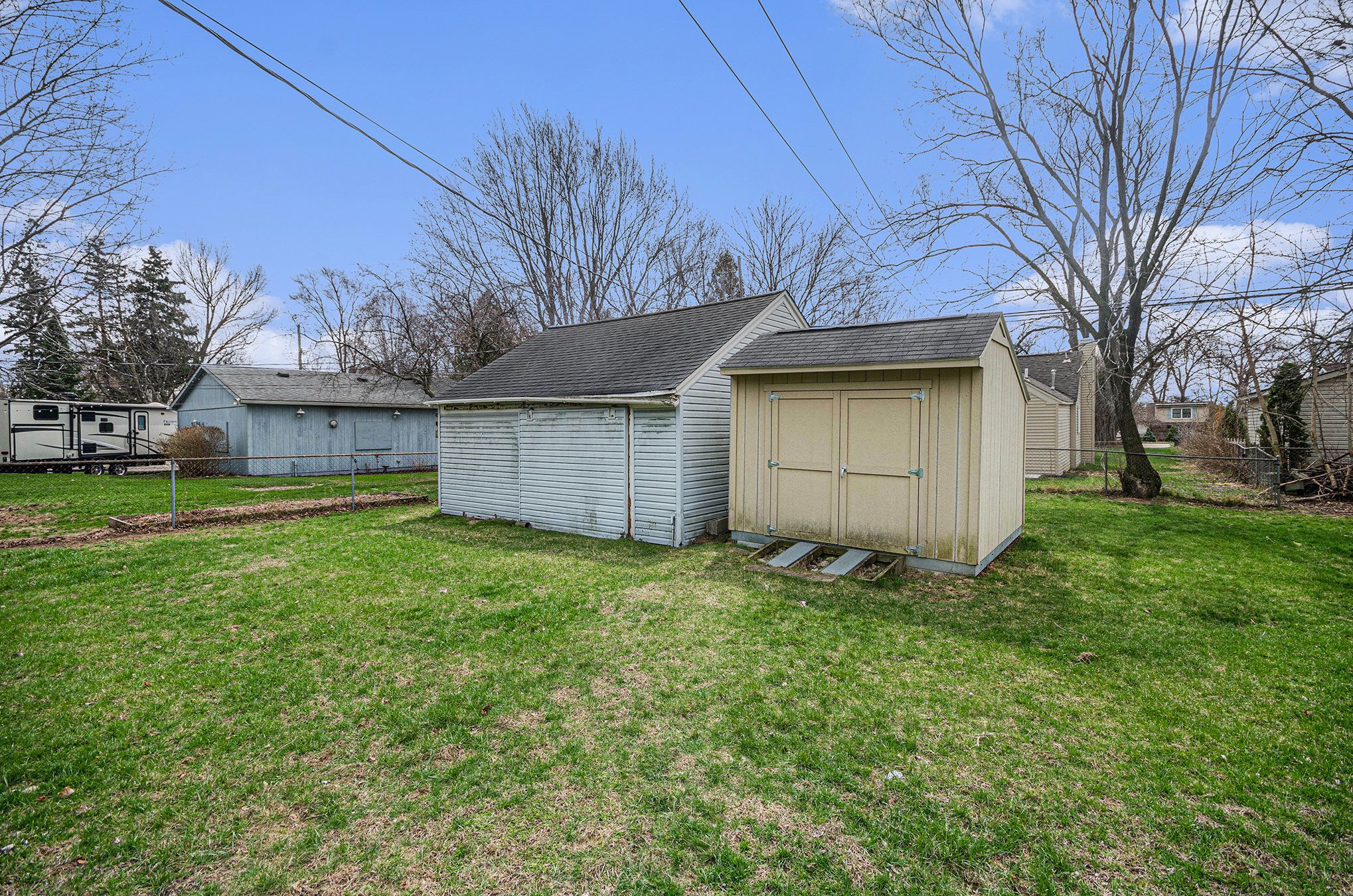 8100 Russell St Property Photo 27