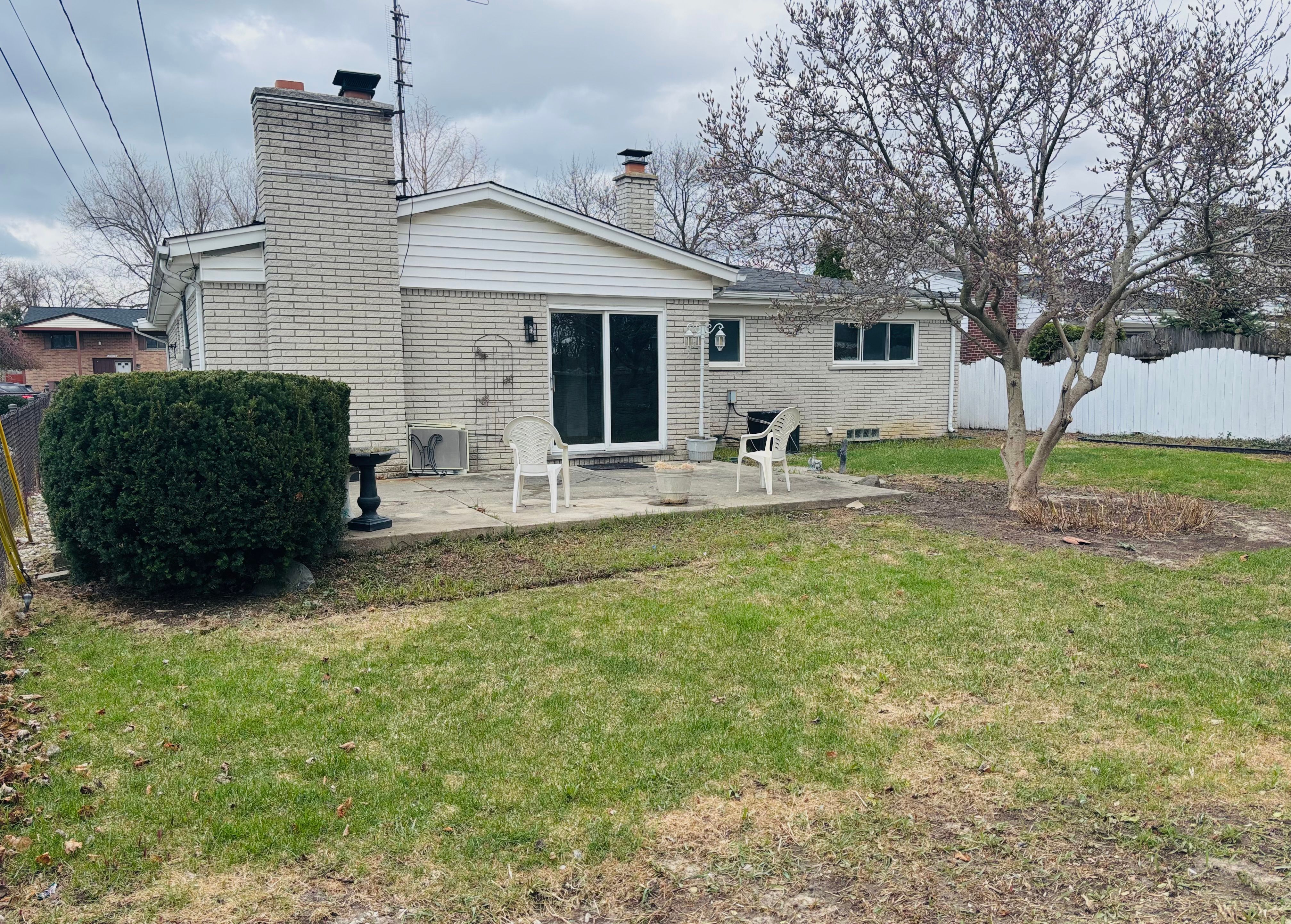 31091 Shawn Dr Property Photo 6
